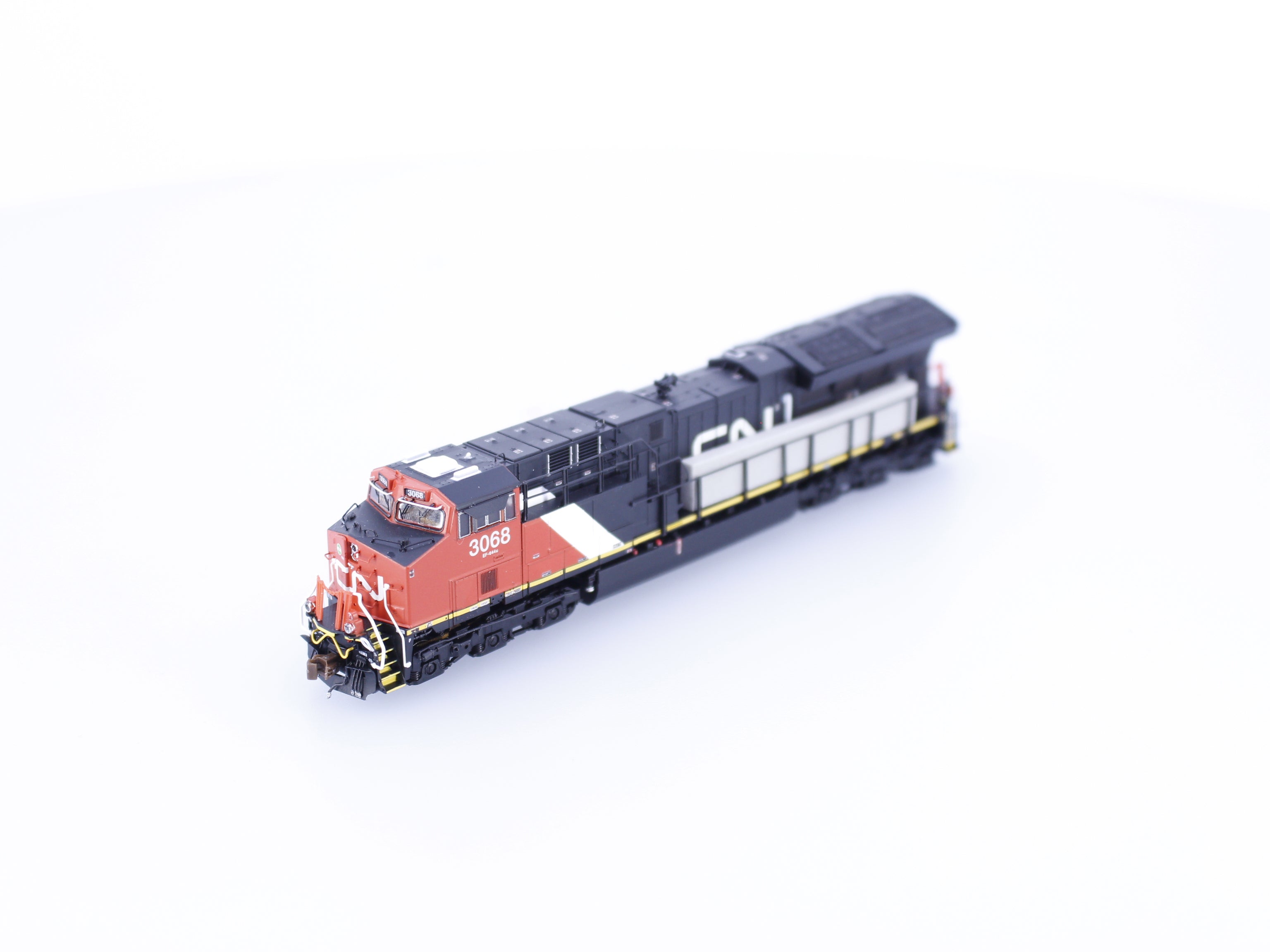 ScaleTrains SXT30624 N GE Tier 4 GEVO ET44AC (2016 Production) Canadian National (CN) 3068 DCC & Sound