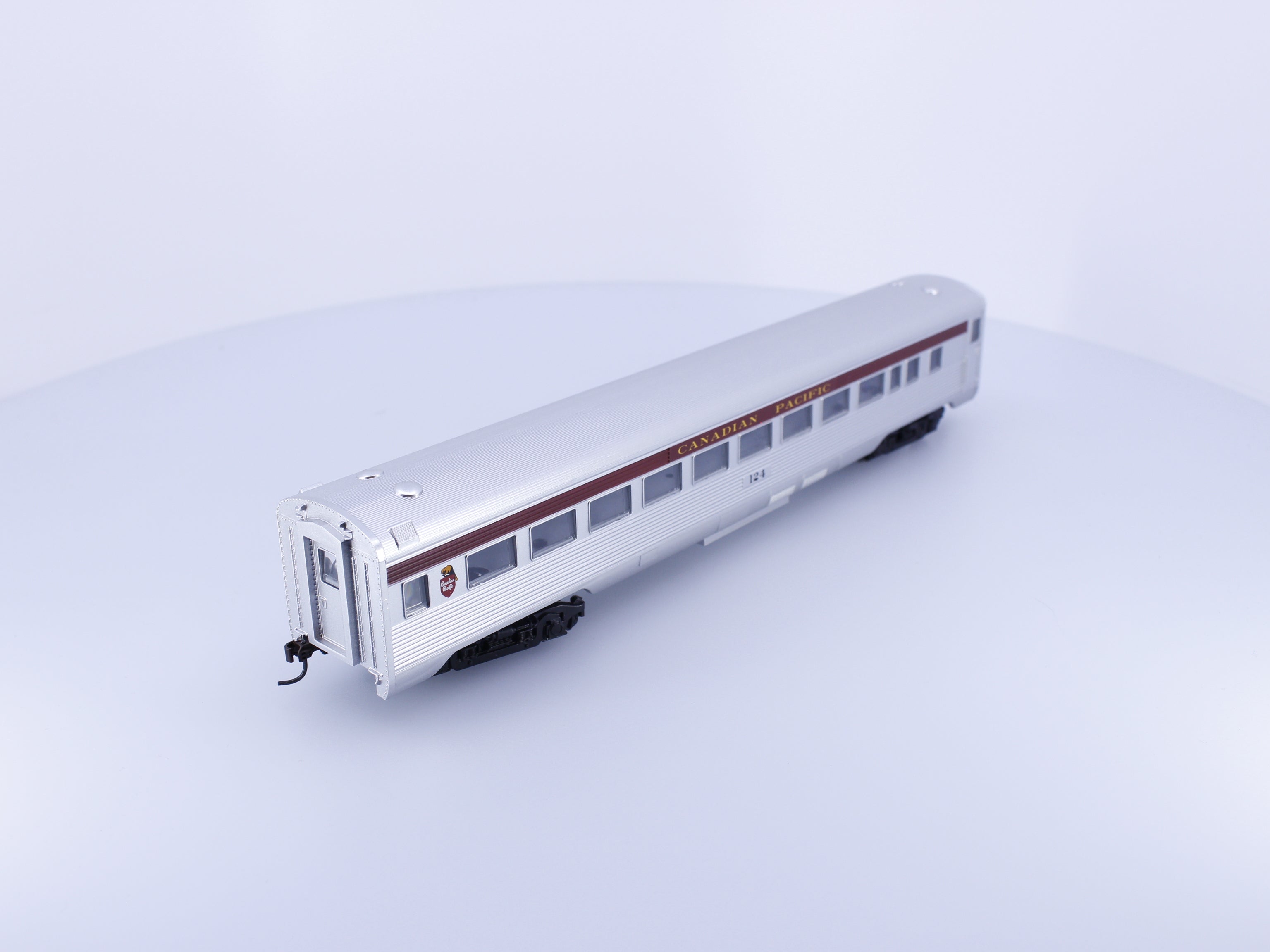 Athearn 79085 HO Streamlined Passenger Coach Canadian Pacific (CP) 124