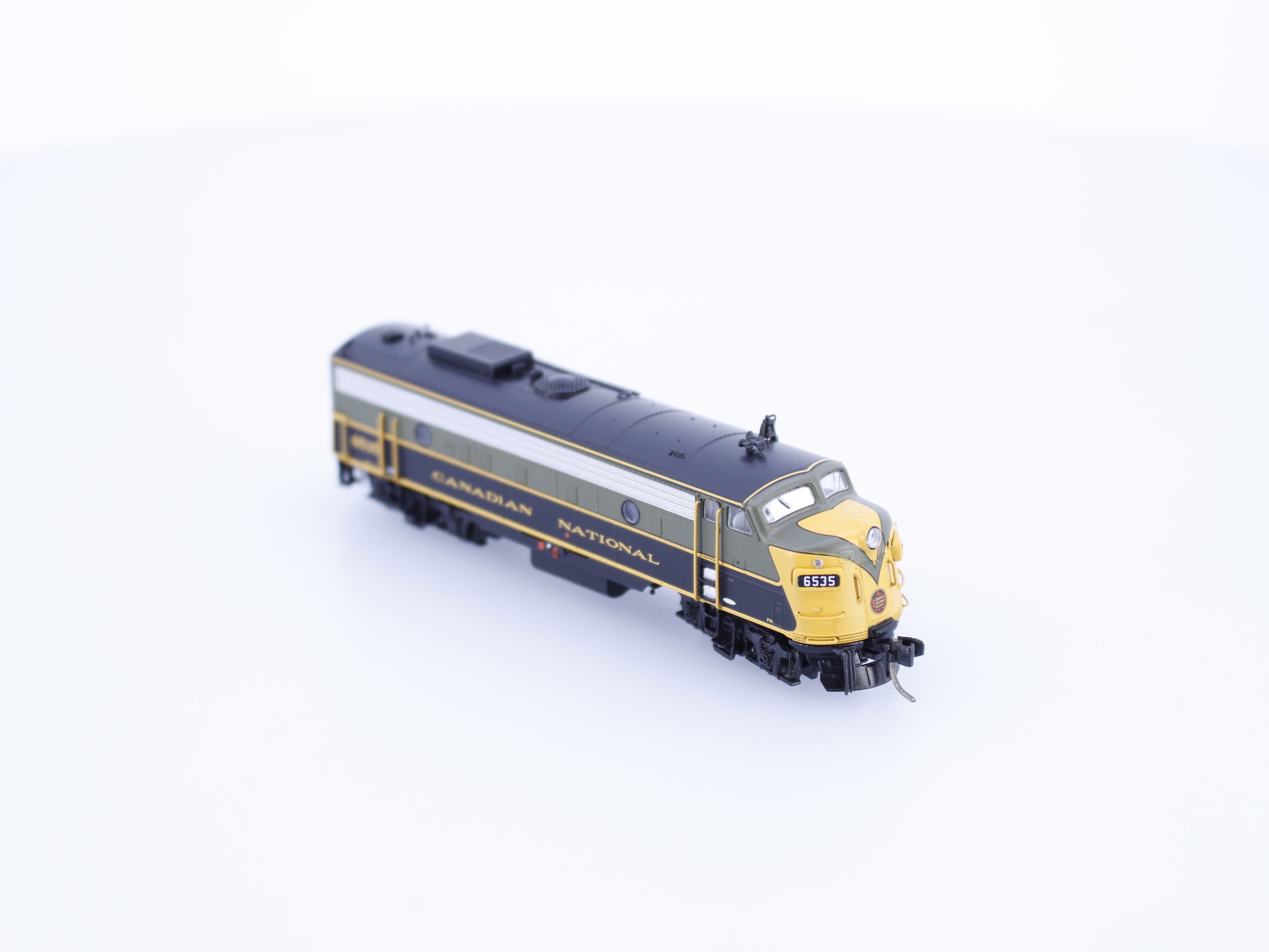 Rapido 530503 N FP9A Diesel Locomotive 1954 Scheme Canadian National (CN) 6535 DCC & Sound