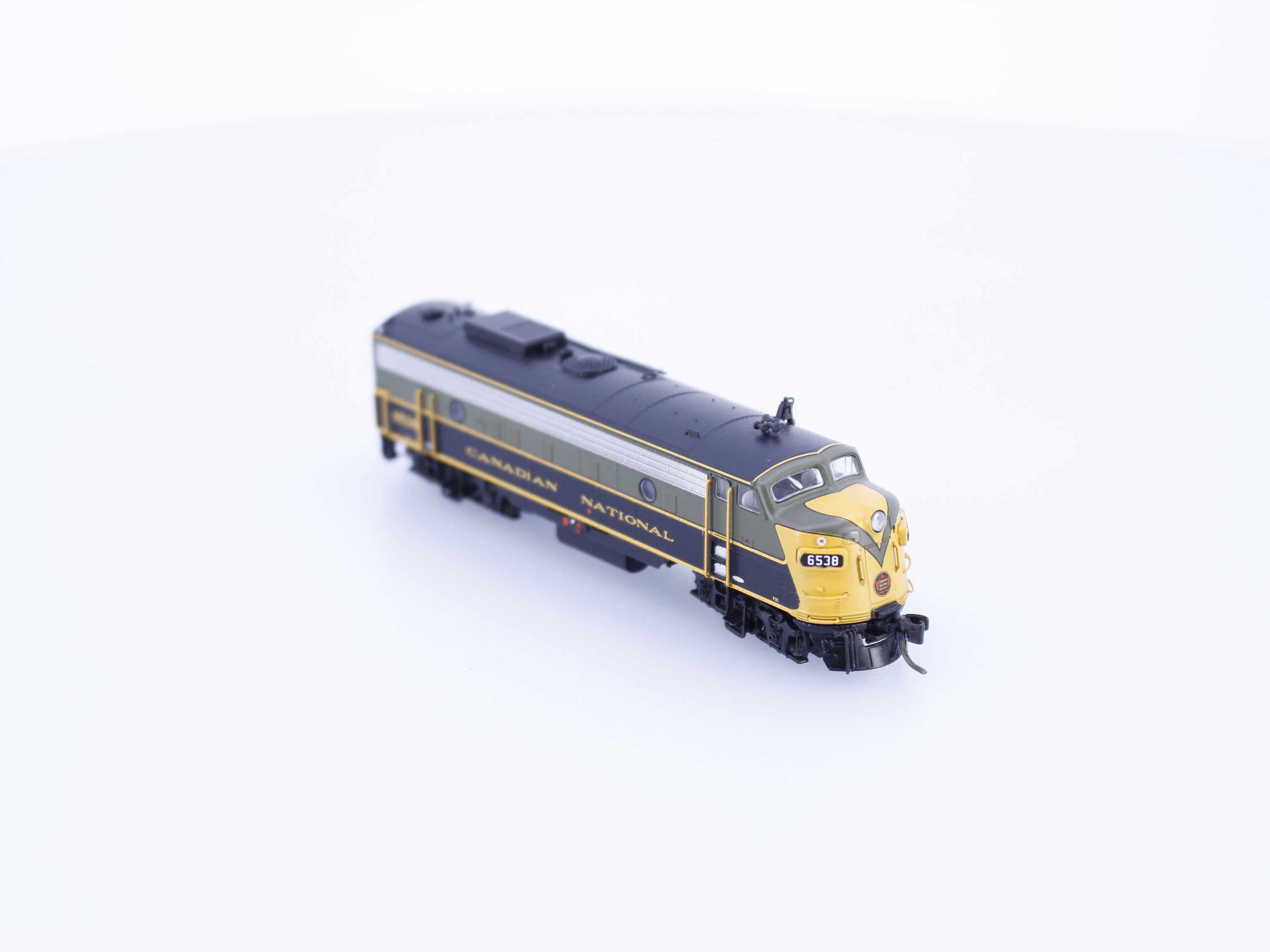 Rapido 530504 N FP9A Diesel Locomotive 1954 Scheme Canadian National (CN) 6538 DCC & Sound