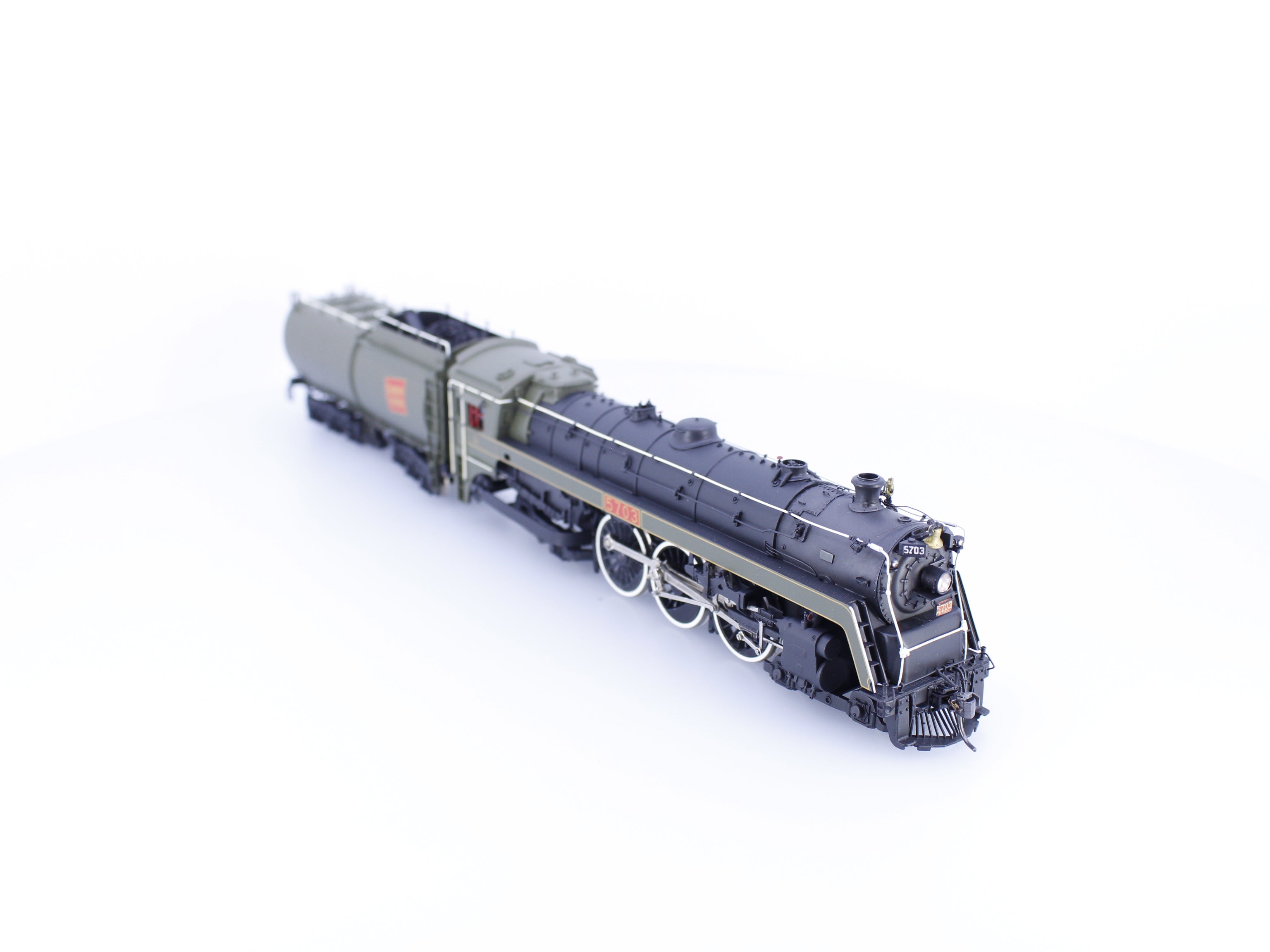 Van Hobbies CNR464K5A HO Brass 4-6-4 K-5a Steam Locomotive Professionally Painted Canadian National (CN) 5703 Analog DC