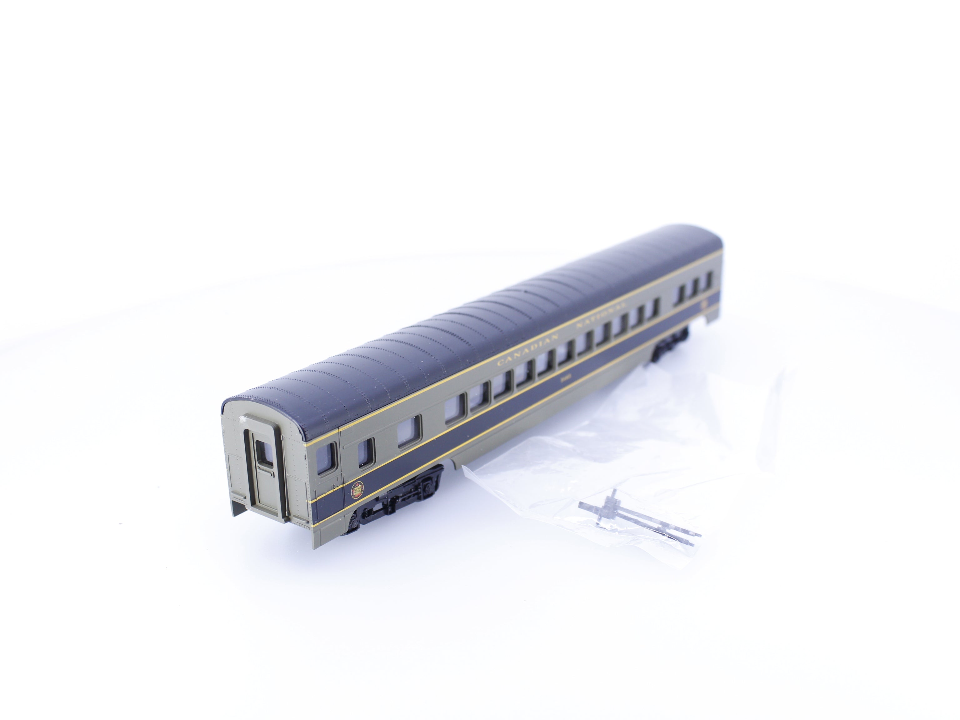 Con Cor 0001-00900K HO 72 FT Passenger Car Coach 3 Canadian National (CN) 5463