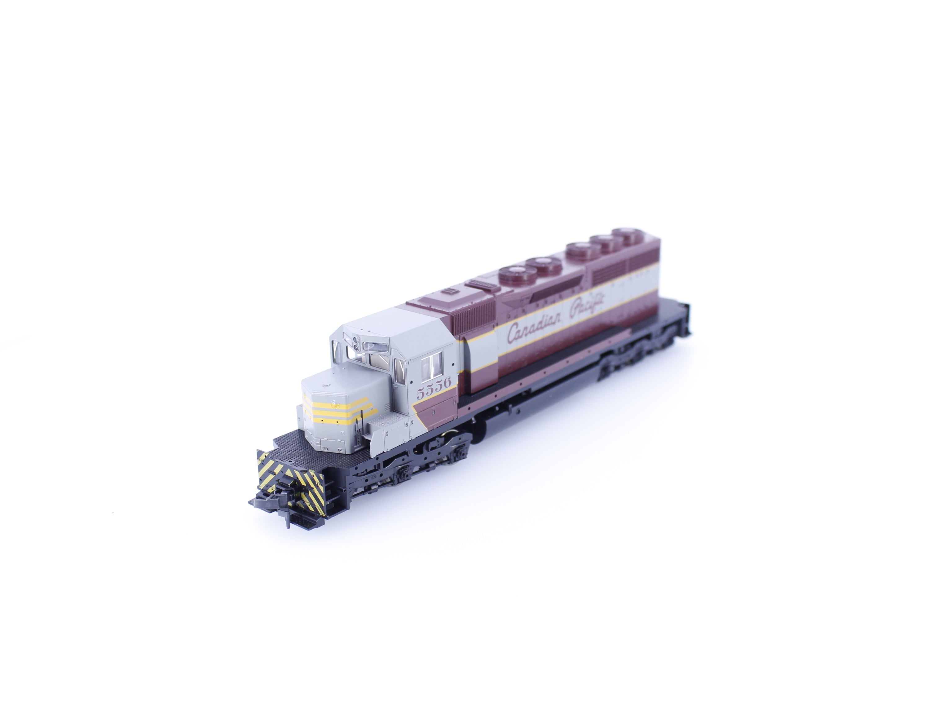 Kato 37-015 HO EMD SD40 Diesel Locomotive Never Run Canadian Pacific (CP) 5556 Analog DC (#1)