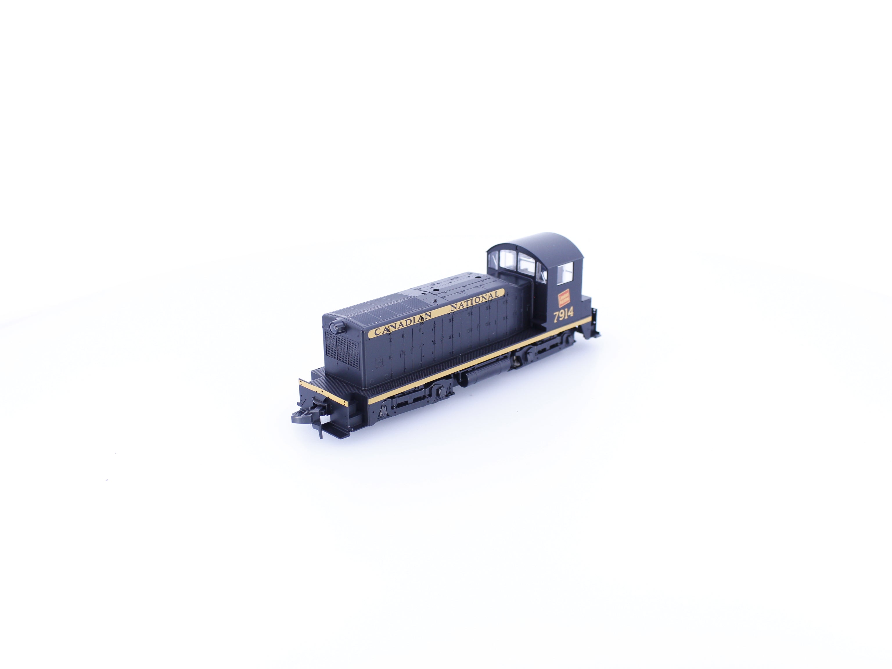 Kato 37-104 HO EMD NW2 Phase 1 Diesel Locomotive Never Run Canadian National (CN) 7914 Analog DC (#1)