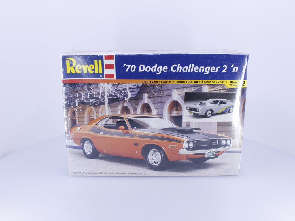 Revell 85-2596 G 1970 Dodge Challenger 2'n 1 Plastic Model Kit 1/25
