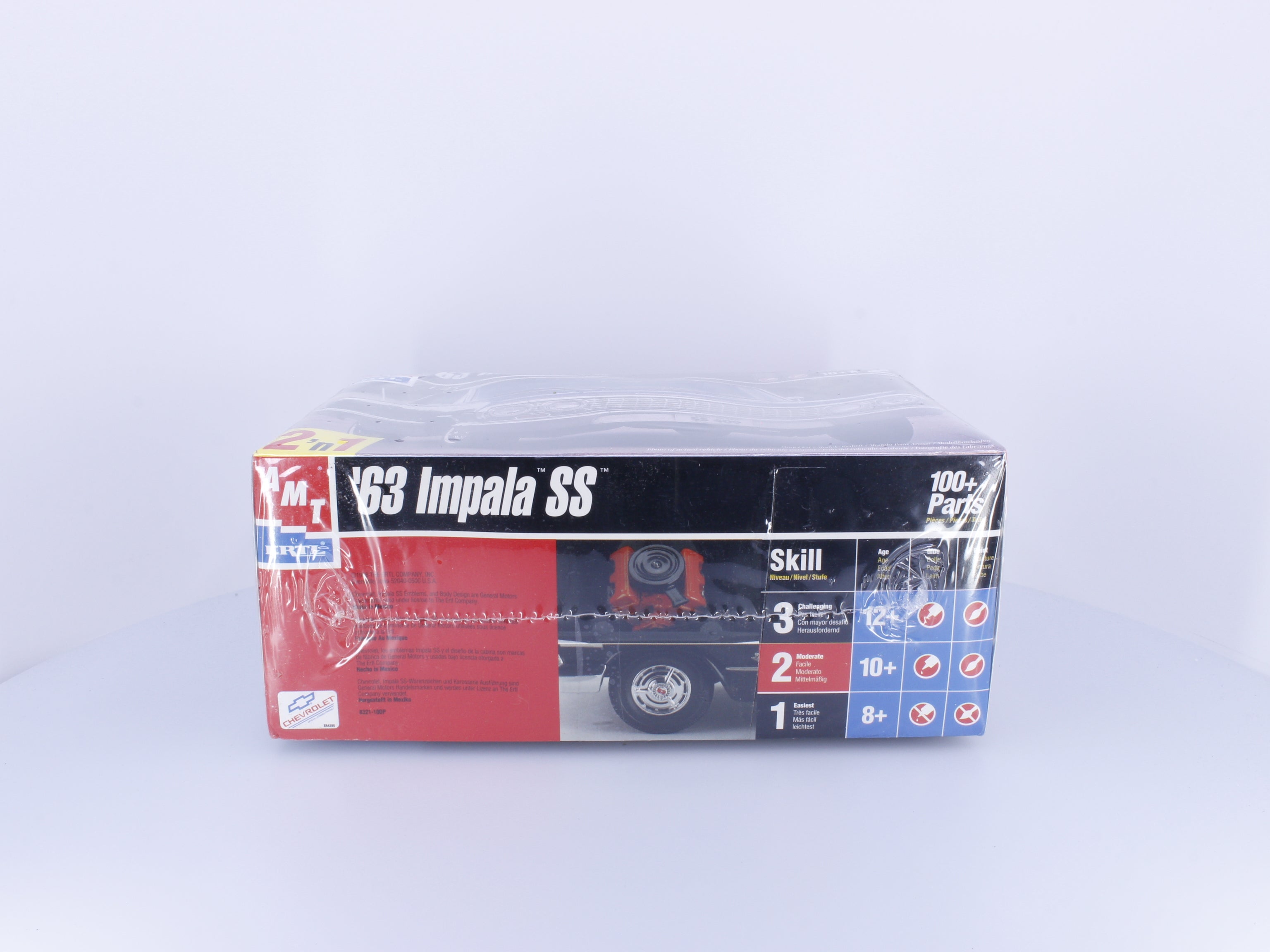 AMT 8321 G 1963 Chevrolet Impala SS Plastic Model Kit 1/25 (#2)