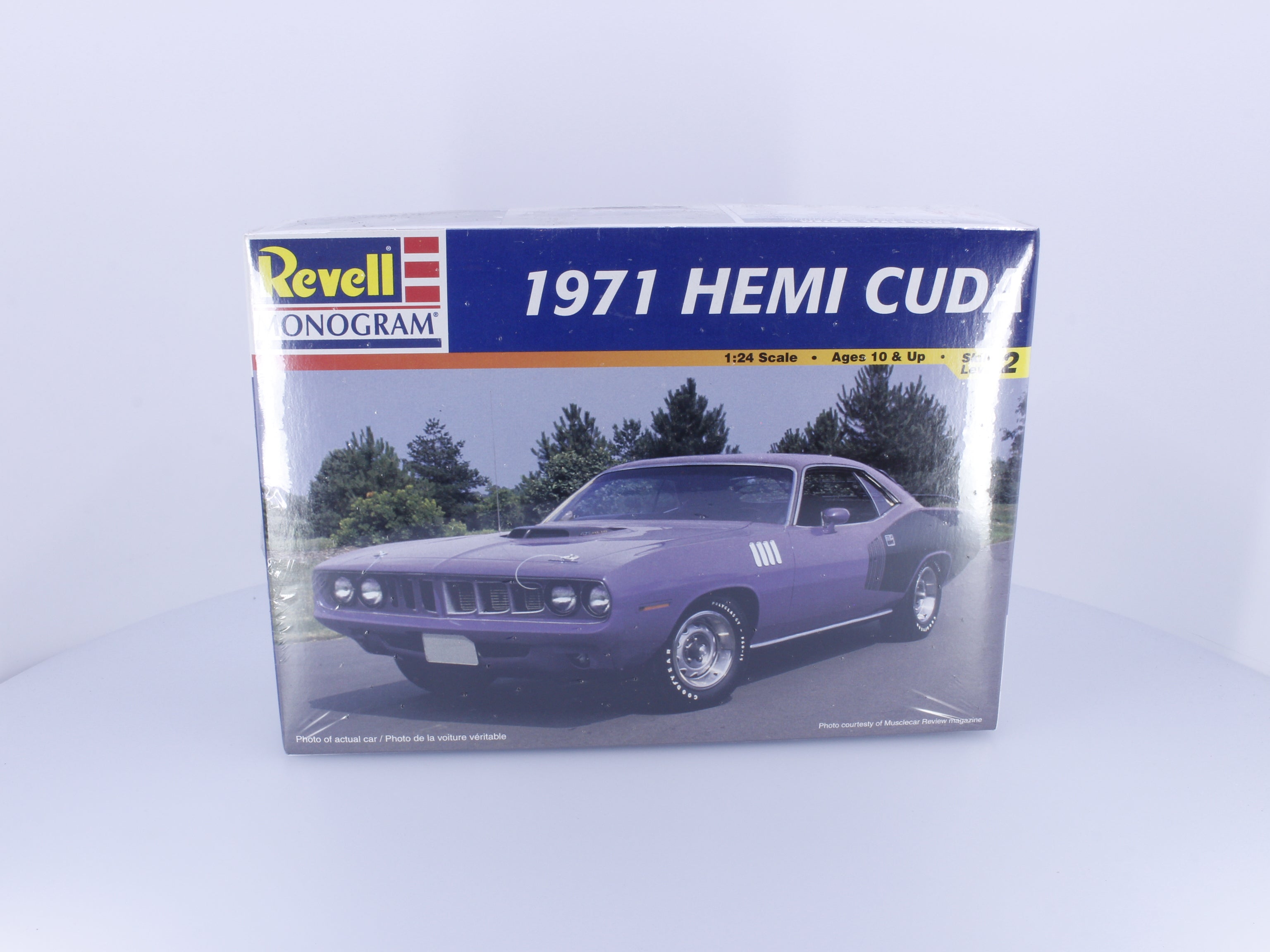 Revell 85-2943 G 1971 Hemi Cuda Plastic Model Kit 1/25