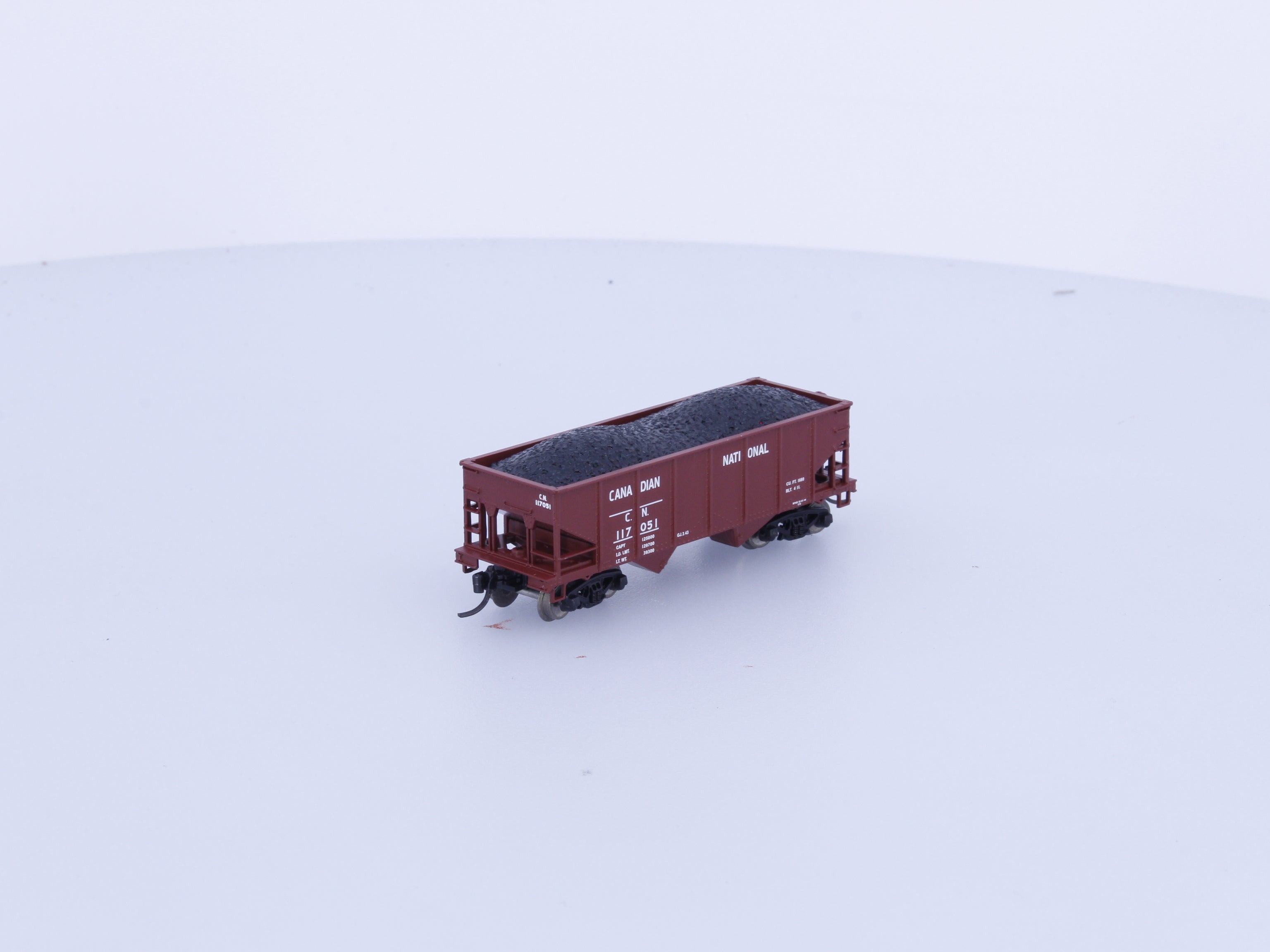 Bowser 38198 N GLa 2 Bay Hopper Canadian National (CN) 117051