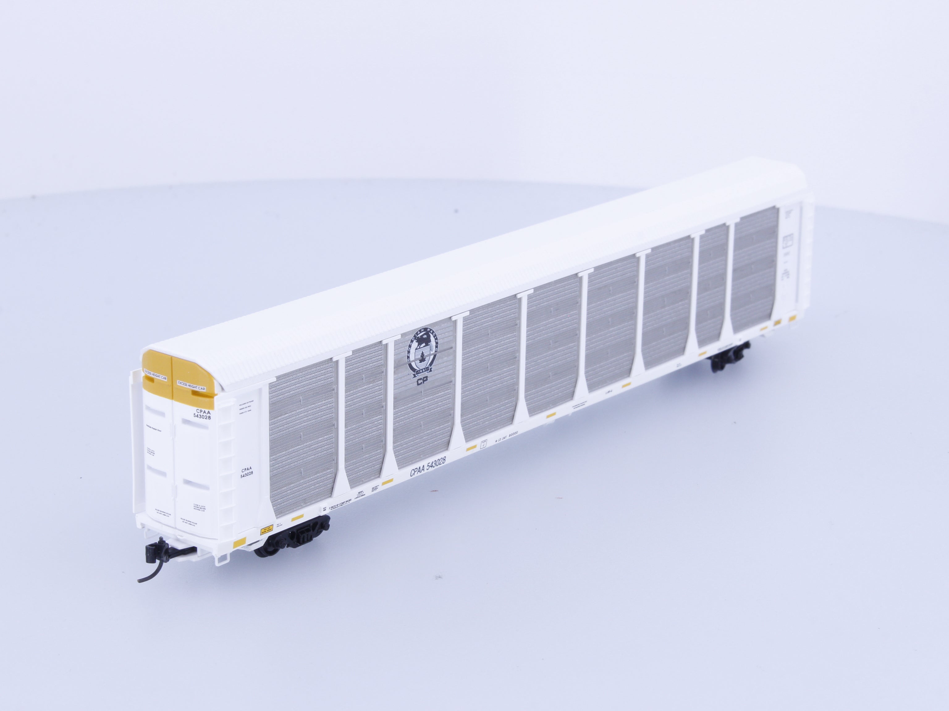 Micro Trains 11100440 N 89' Tri-Level Closed Auto Rack Canadian Pacific (CP) 543028
