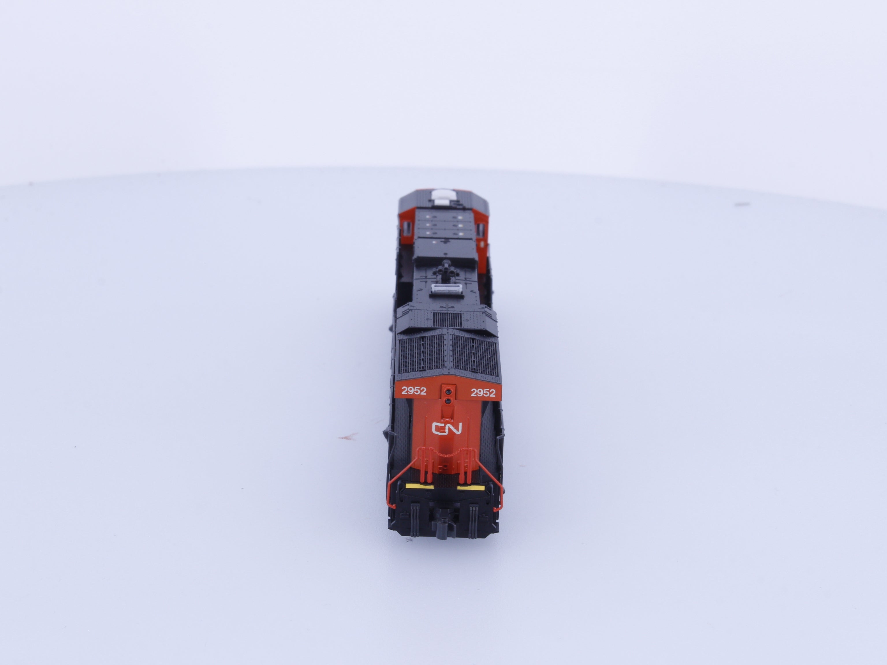 Kato 176-8939-LS N ES44AC Diesel Locomotive ESU Sound Canadian National (CN) 2952 DCC & Sound