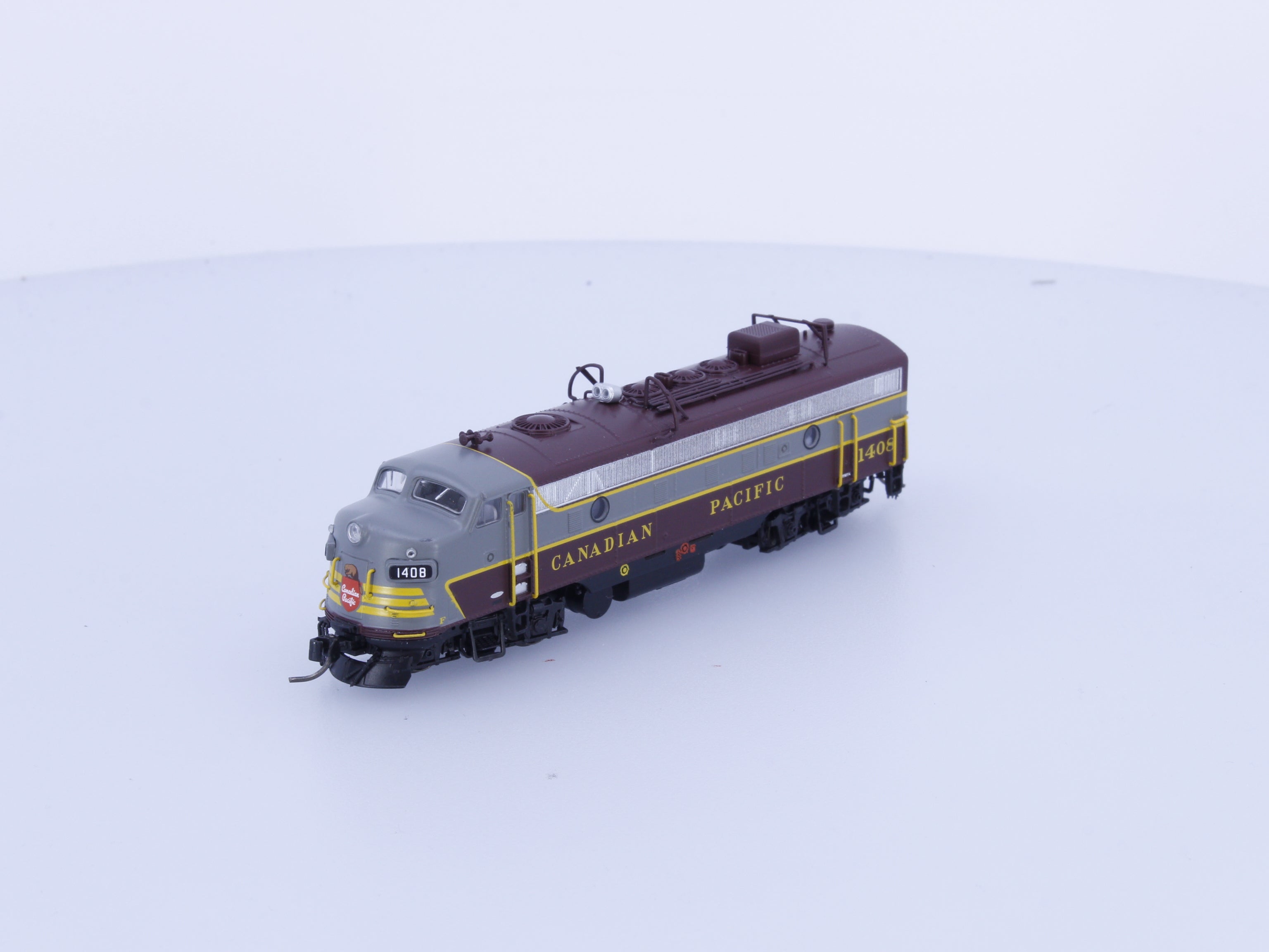 Rapido 530520 N FP9A Diesel Locomotive Block Scheme Canadian Pacific (CP) 1408 DCC & Sound