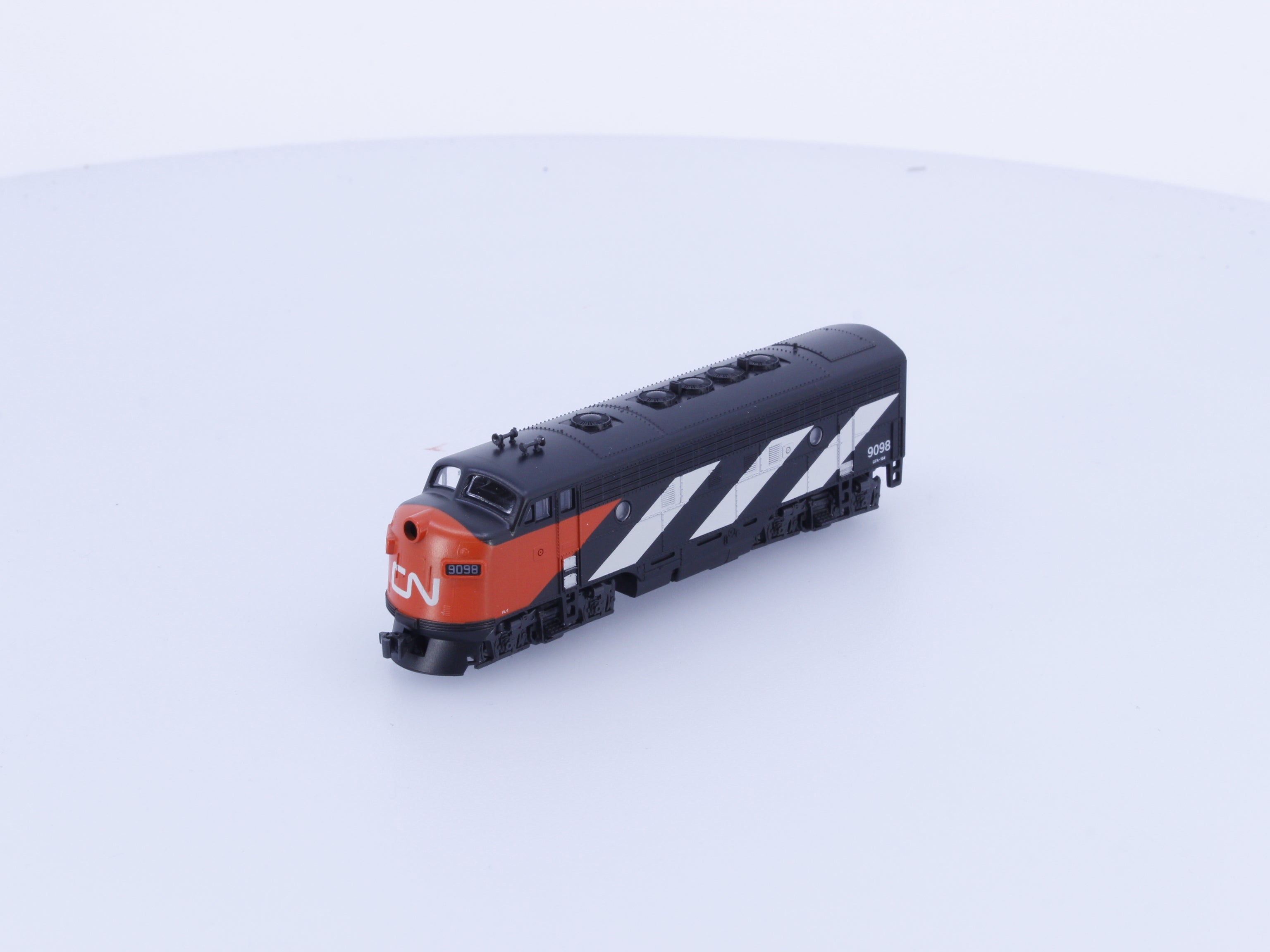 Kato 176-2135-LS N EMD F7A Diesel Locomotive Canadian National (CN) 9098 DCC & Sound (#1)