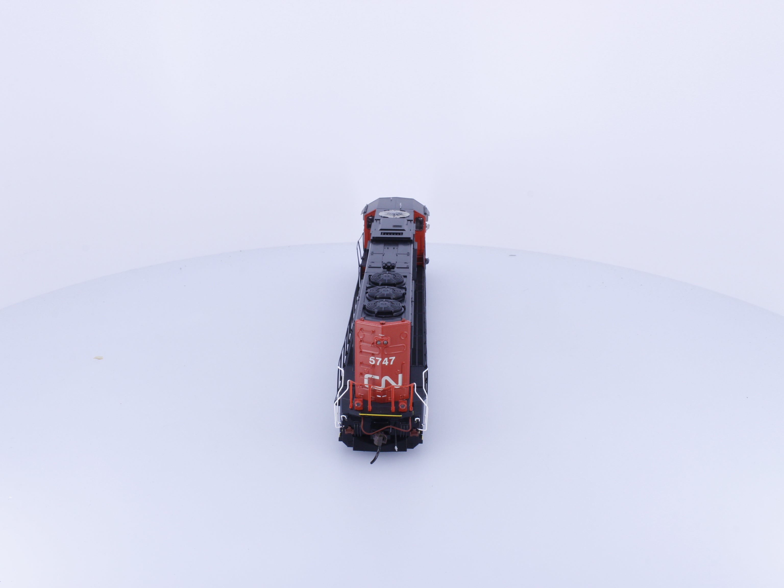 Athearn ATHG75824 HO SD75I Diesel Locomotive CN Logo Canadian National (CN) 5747 DCC & Sound