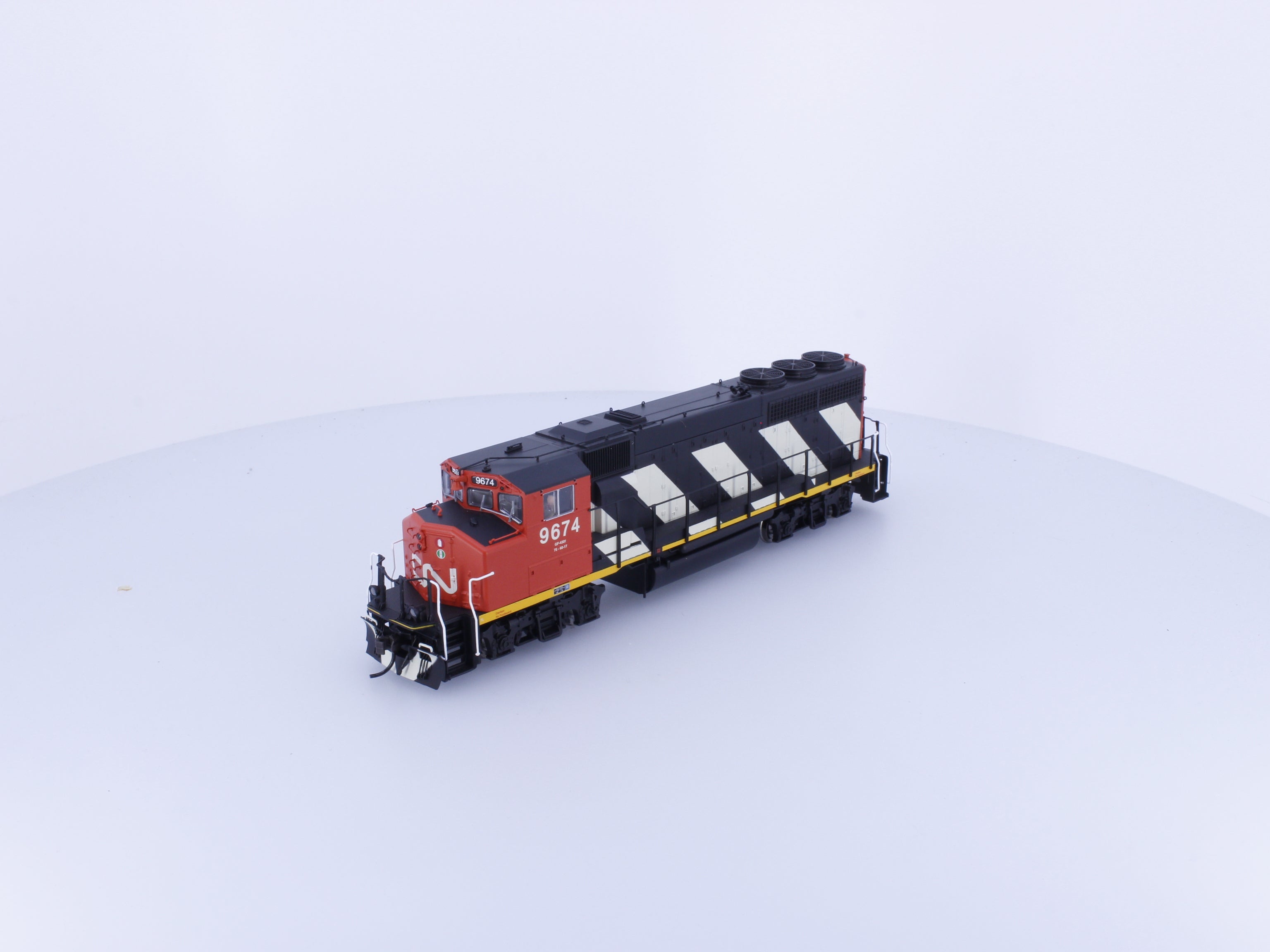 Atlas 10000733 HO GP40-2(W) Diesel Locomotive Canadian National (CN) 9674 DCC & Sound