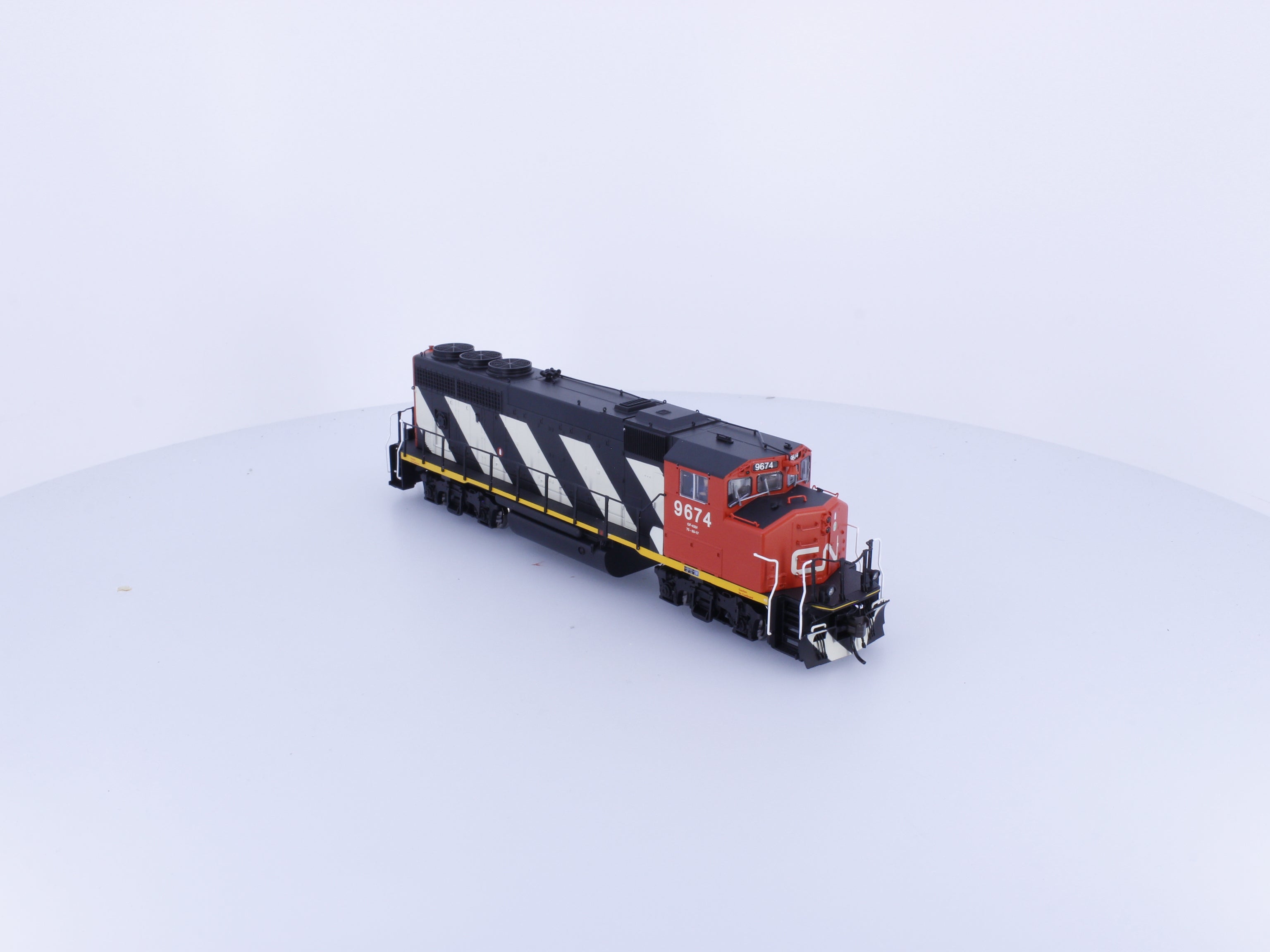 Atlas 10000733 HO GP40-2(W) Diesel Locomotive Canadian National (CN) 9674 DCC & Sound