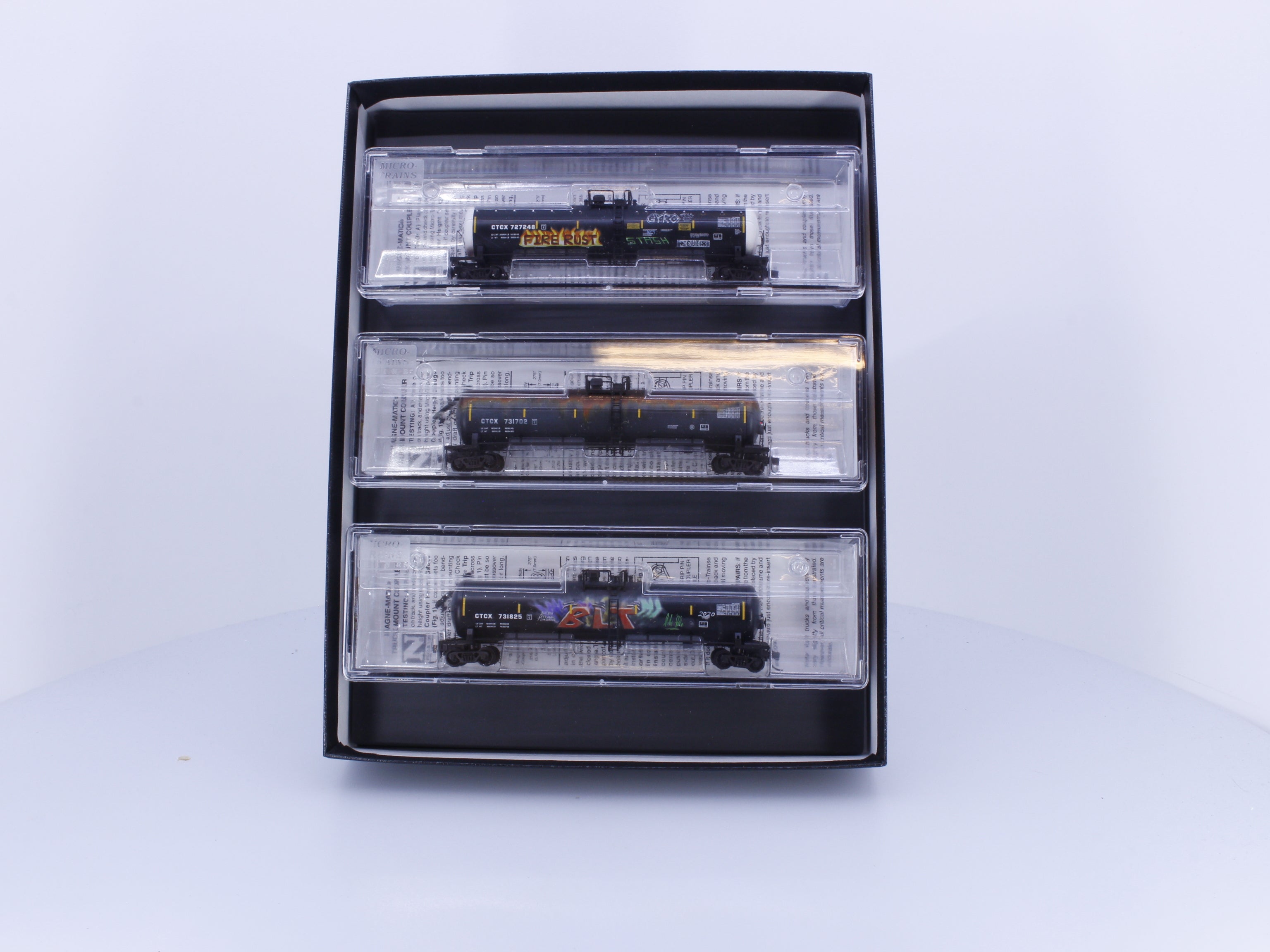 Micro Trains 99305770 N 3 Pack of CTCX Graffiti Tank Cars 727248-731825
