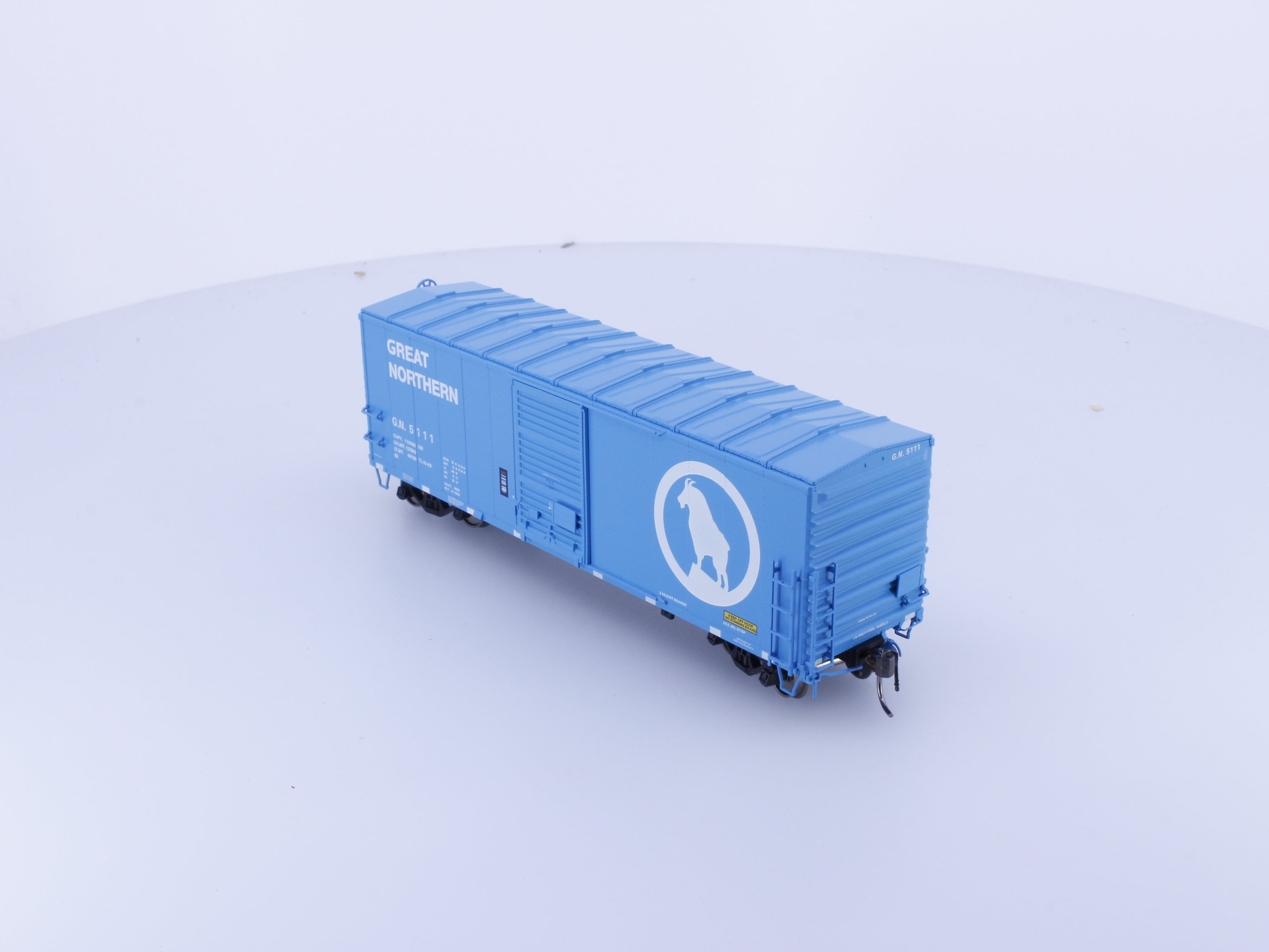 Rapido 155007A HO 40' Box Car With Late IDNE Big Sky Blue Great Northern (GN) 5111
