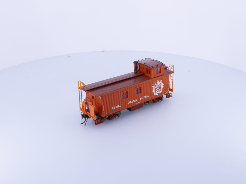 Trueline Trains 301013 HO Gold Line Caboose Canadian National (CN) 78352