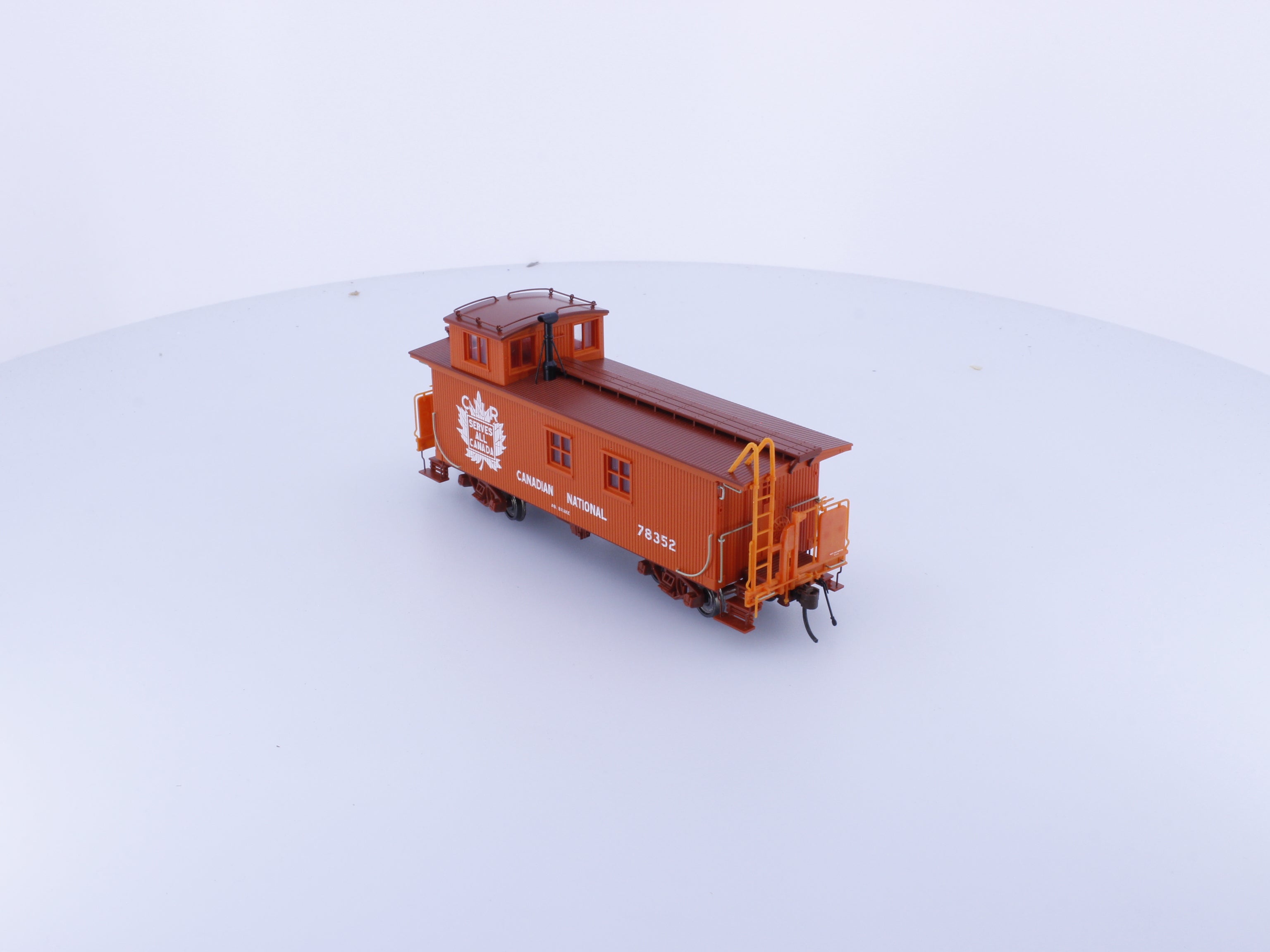Trueline Trains 301013 HO Gold Line Caboose Canadian National (CN) 78352
