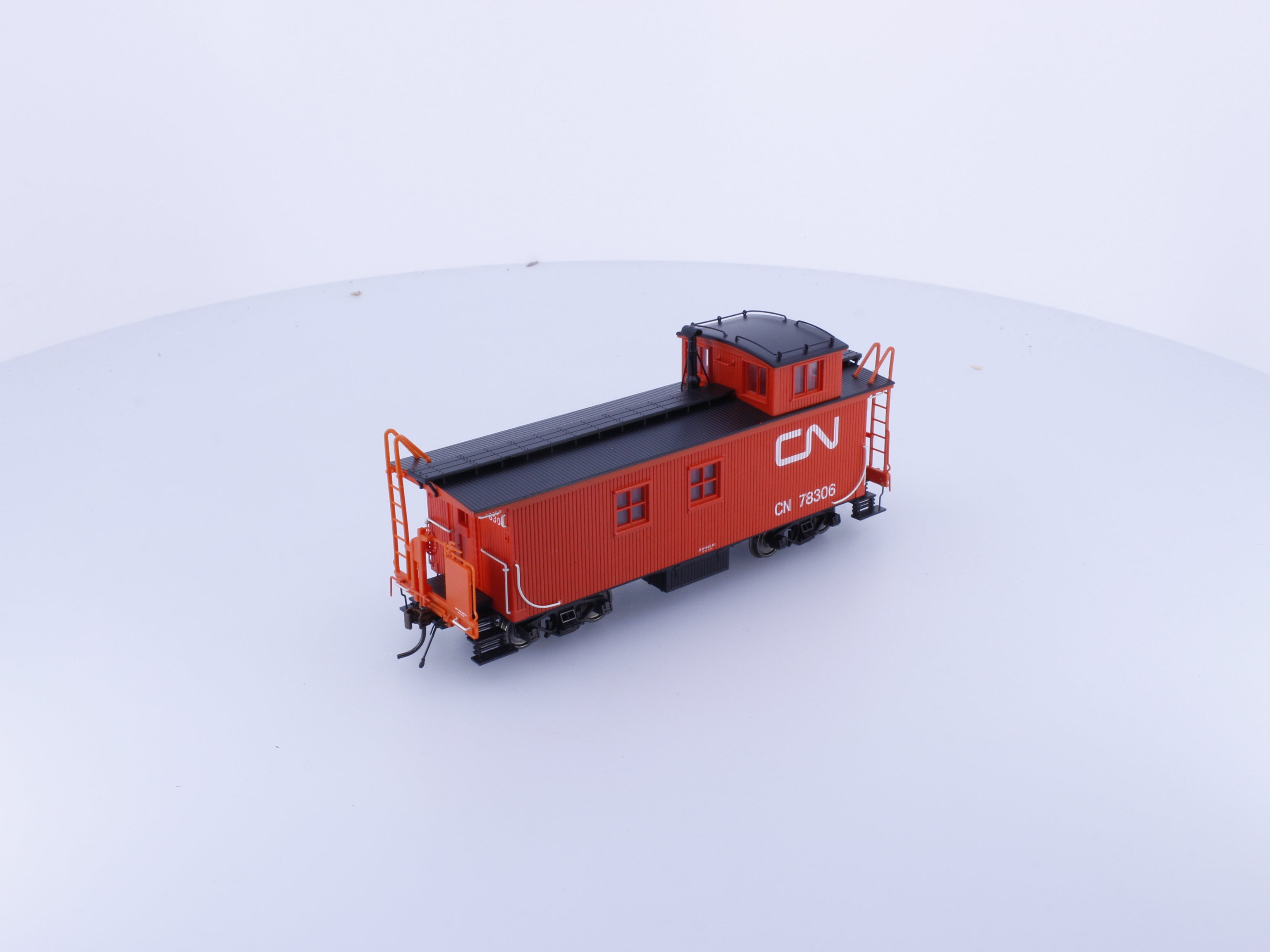 Trueline Trains 301021 HO Gold Line Caboose Canadian National (CN) 78306