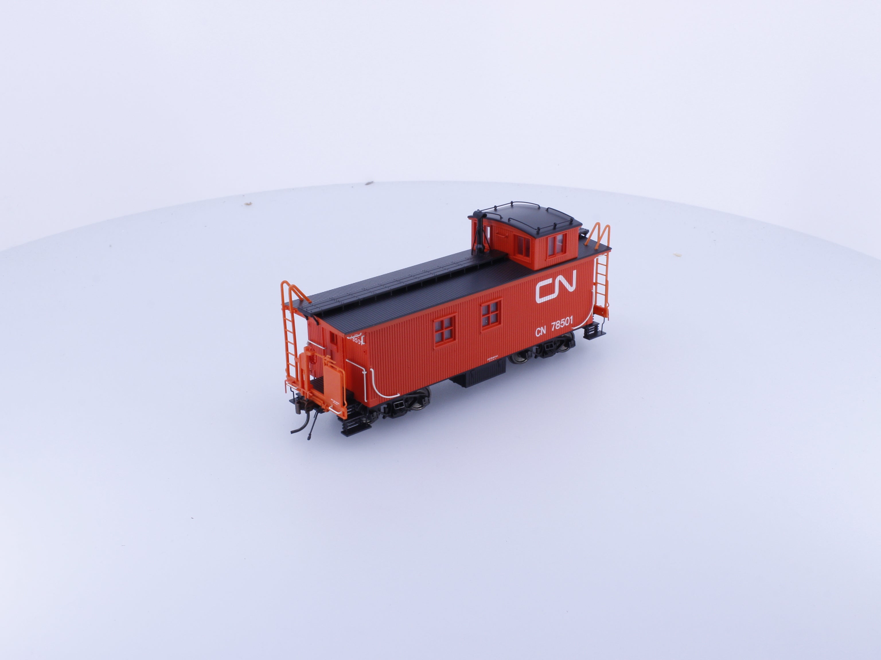 Trueline Trains 301024 HO Gold Line Caboose Canadian National (CN) 78501