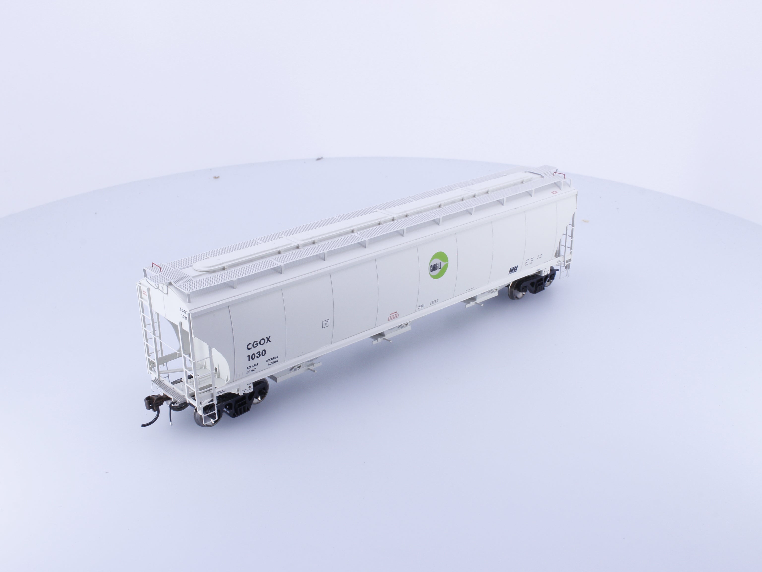 Athearn ATHG89992 HO Genesis Trinity 3 Bay Covered Hopper Cargill CGOX 1030