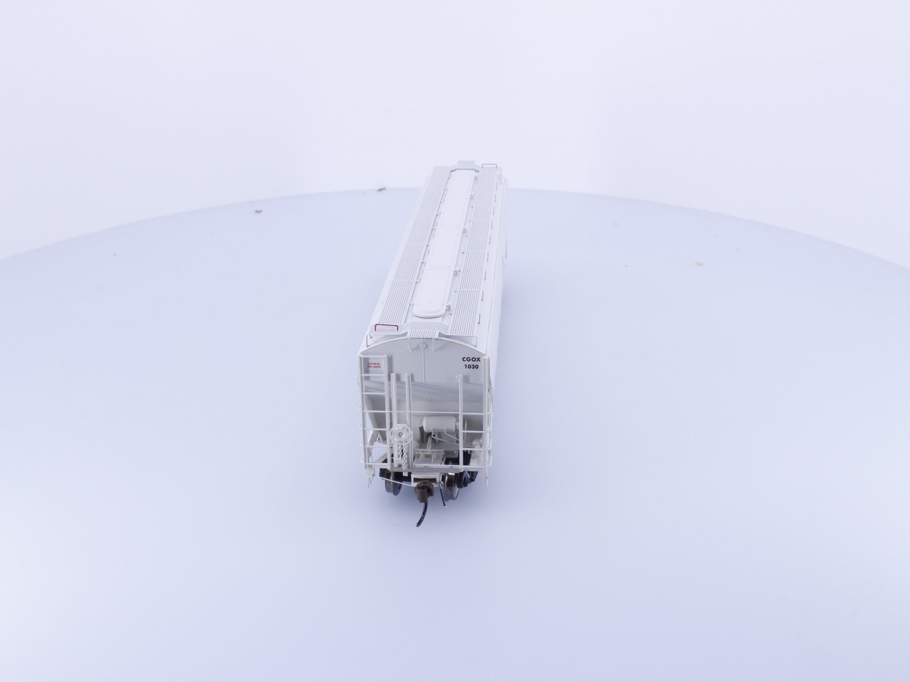 Athearn ATHG89992 HO Genesis Trinity 3 Bay Covered Hopper Cargill CGOX 1030