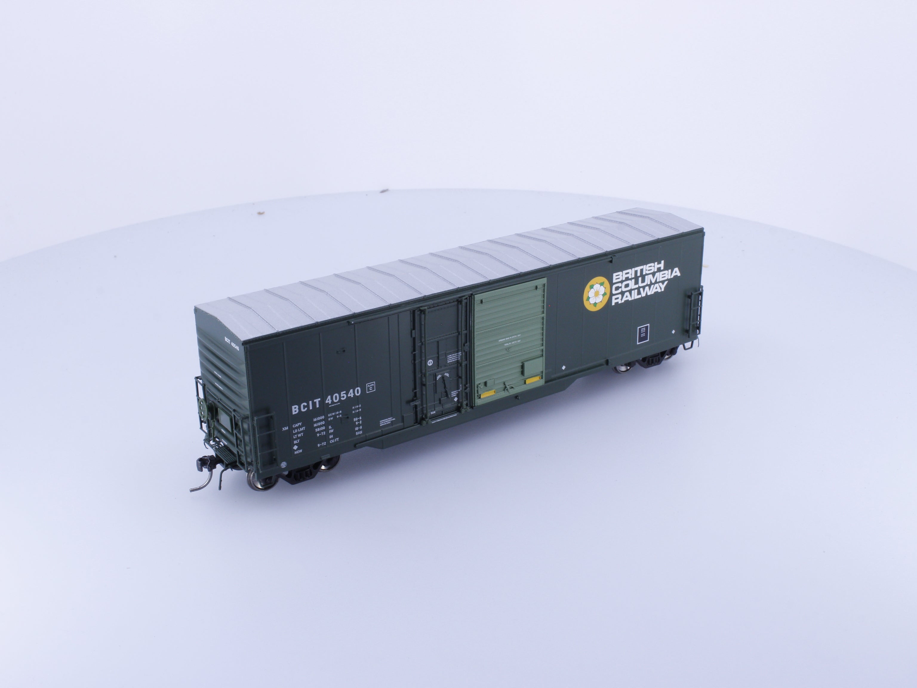 North American Railcar Corporation 11-34001004-04 HO NSC 5092 cf Combo Door Boxcar BC Rail (BCOL) 40540