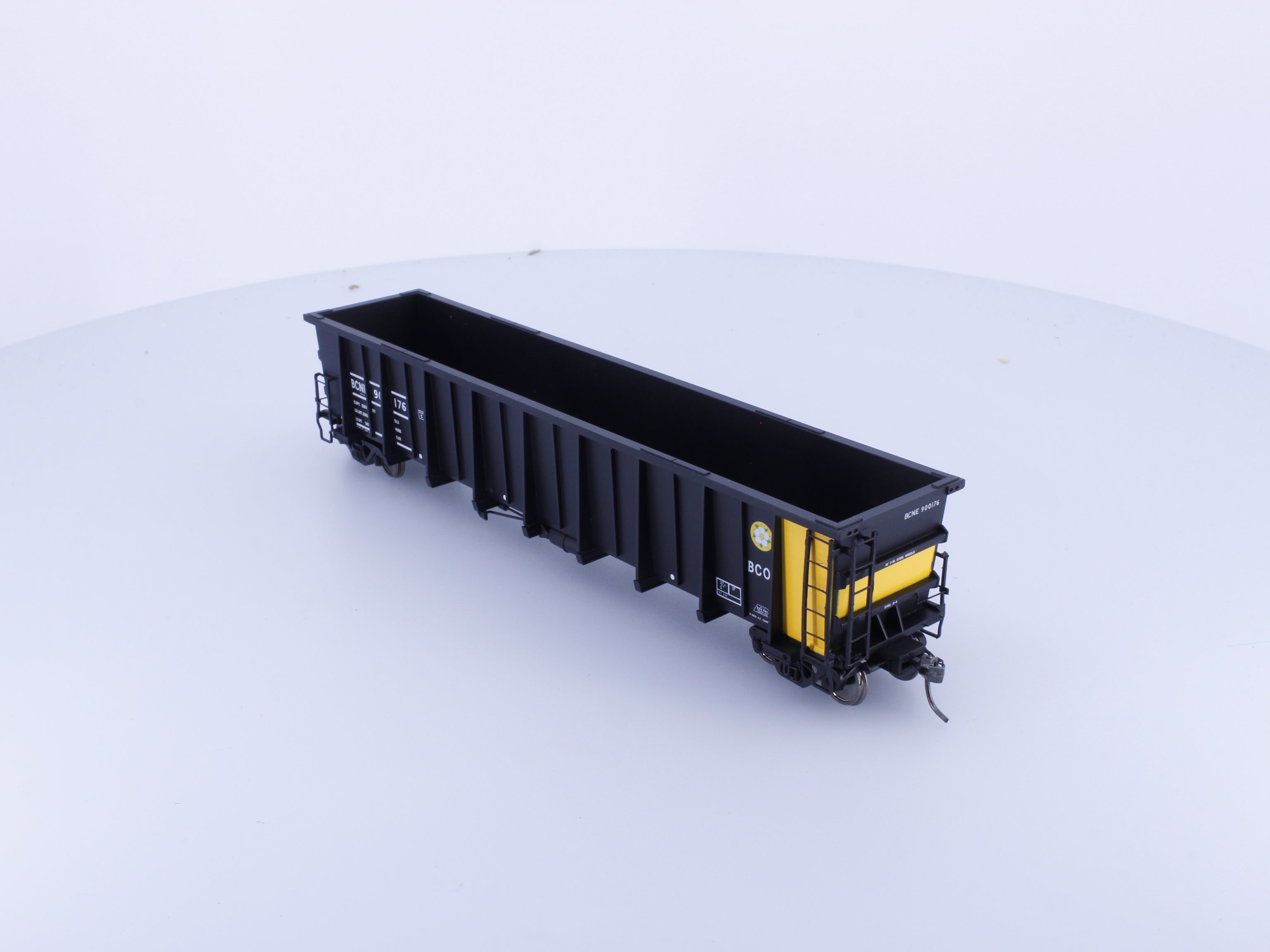 North American Railcar Corporation 11-31003001-04 HO 4000 cu.ft Coal/Sulphur Gondola BCNE BC Rail (BCOL) 900176