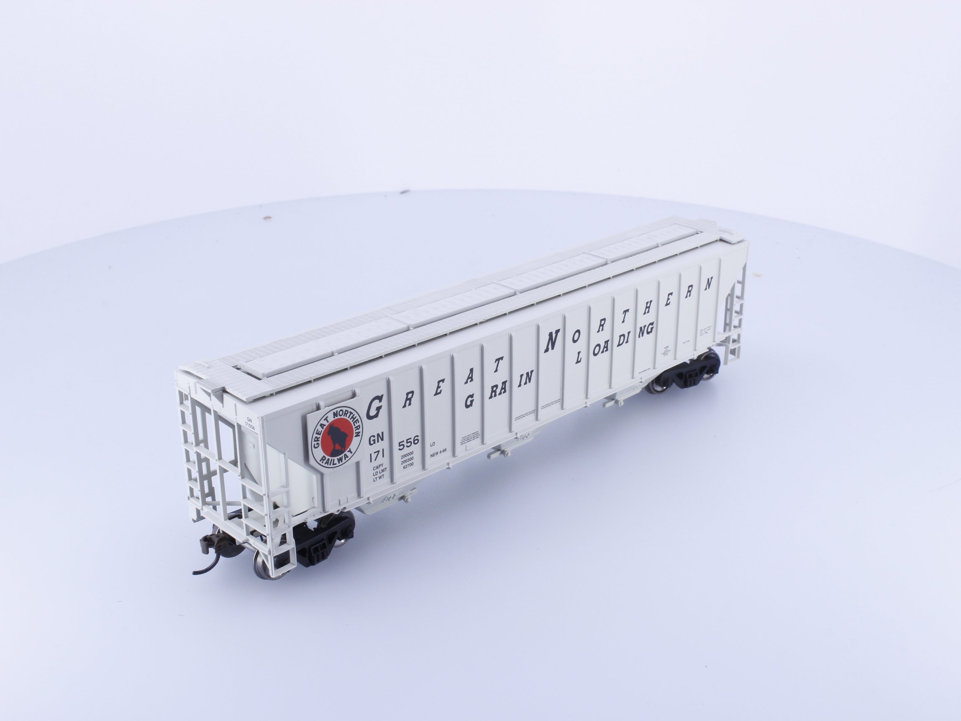 Athearn ATH18781 HO PS 4740 3 Bay Covered Hopper Great Northern (GN) 171556