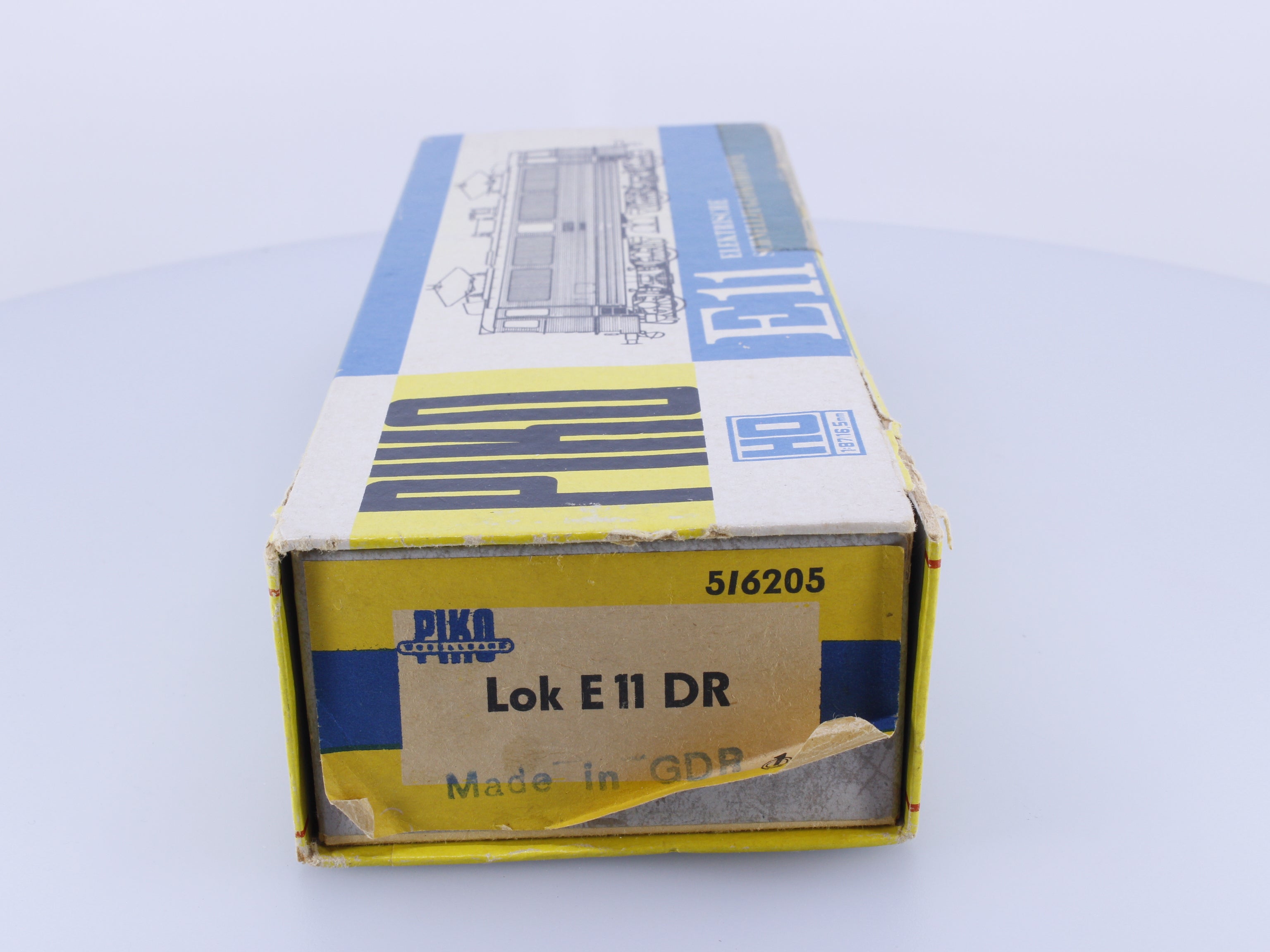 Piko 516205 HO DR E11 Electric Locomotive E11022 Analog DC