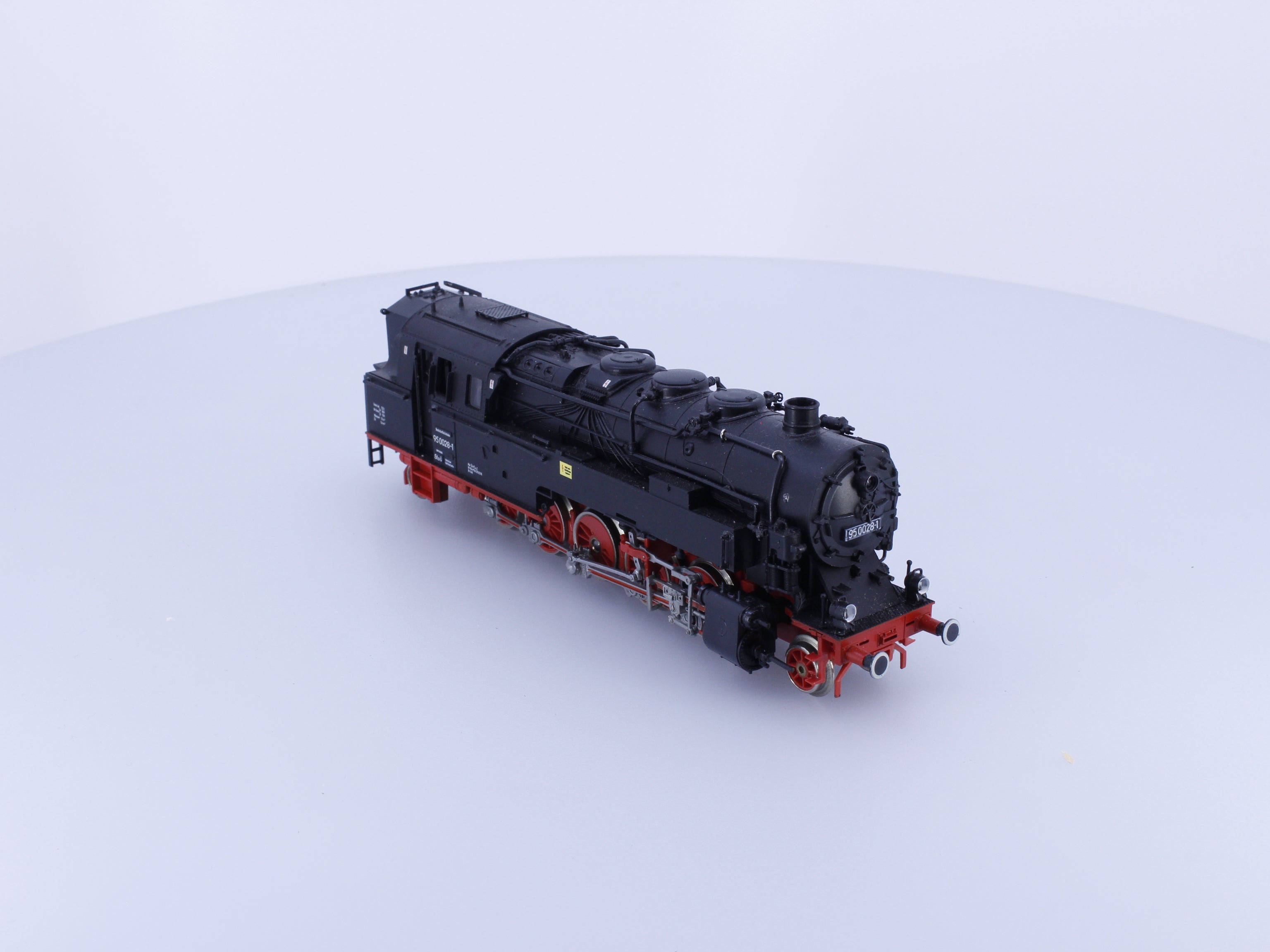 Piko 6332 HO DR BR95 Steam Locomotive 950028-1 Analog DC