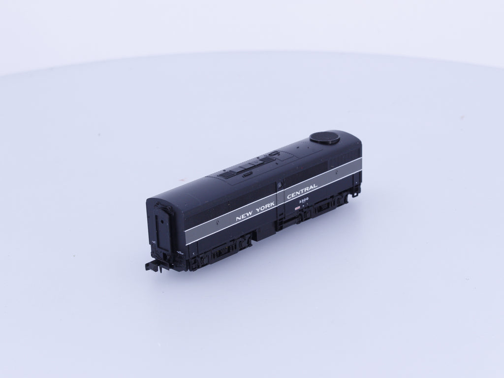 Life-Like 7423 N FB1 B Unit Diesel Locomotive New York Central (NYC) 3300 Analog DC