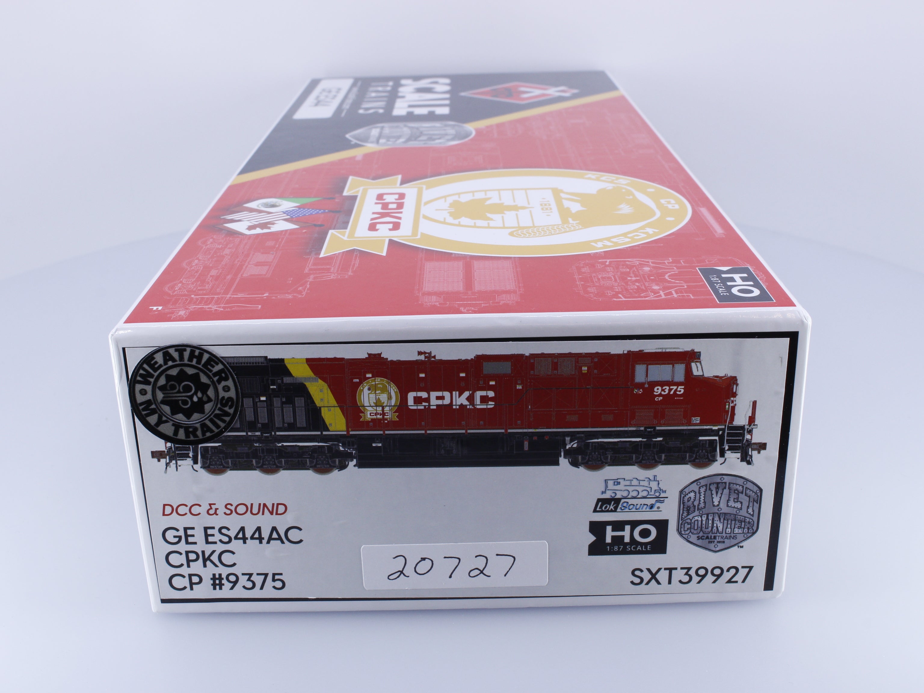Scale Trains SXT39927 HO GE ES44AC Diesel Locomotive Brand New Professionally Weathered Canadian Pacific (CP) 9375 DCC & Sound