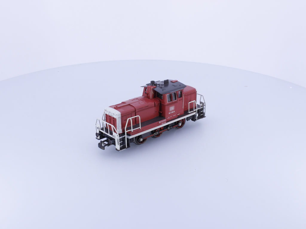 Marklin 3131 HO DB BR361 Diesel Locomotive 361838-6 Analog AC