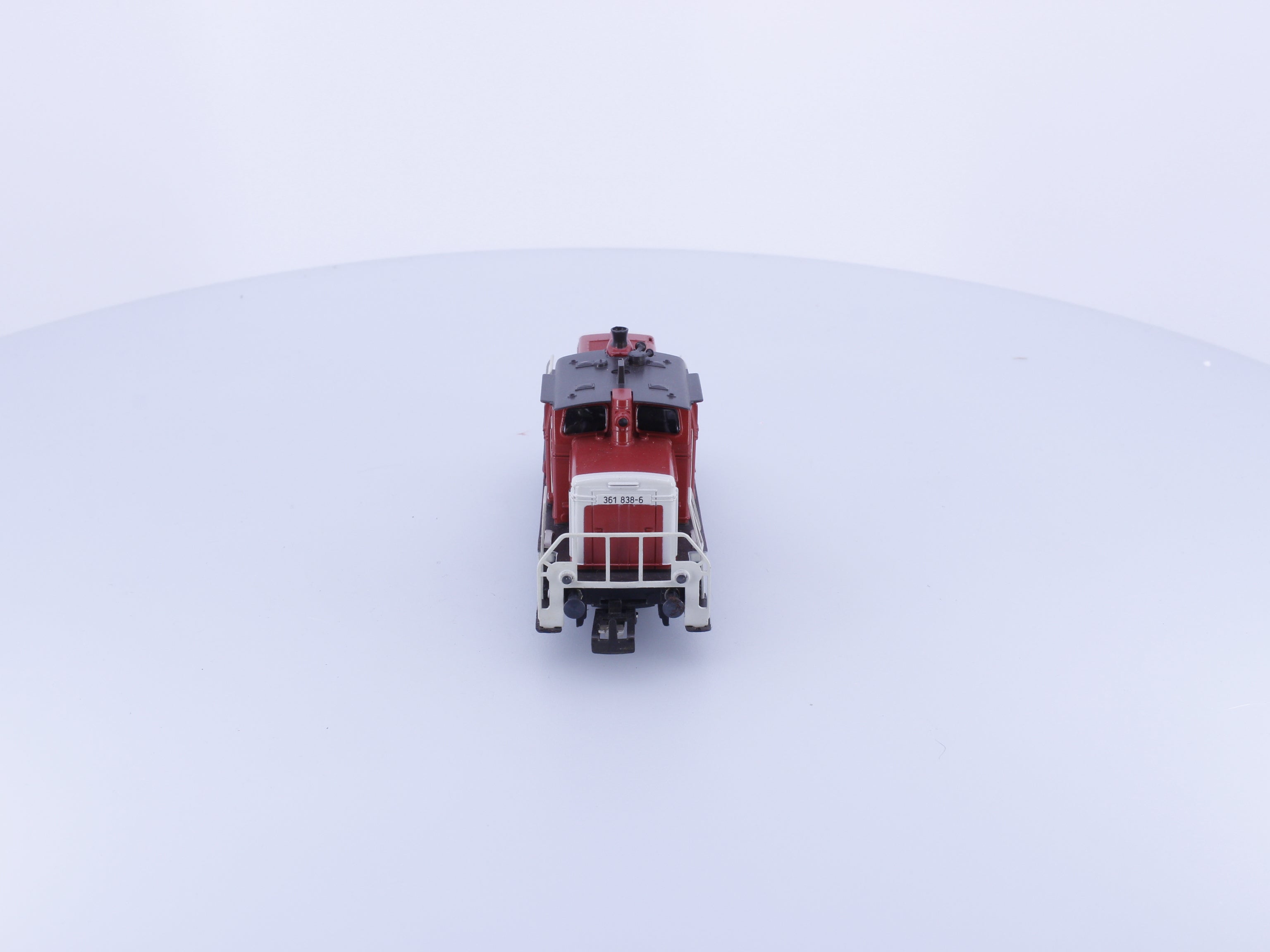 Marklin 3131 HO DB BR361 Diesel Locomotive 361838-6 Analog AC