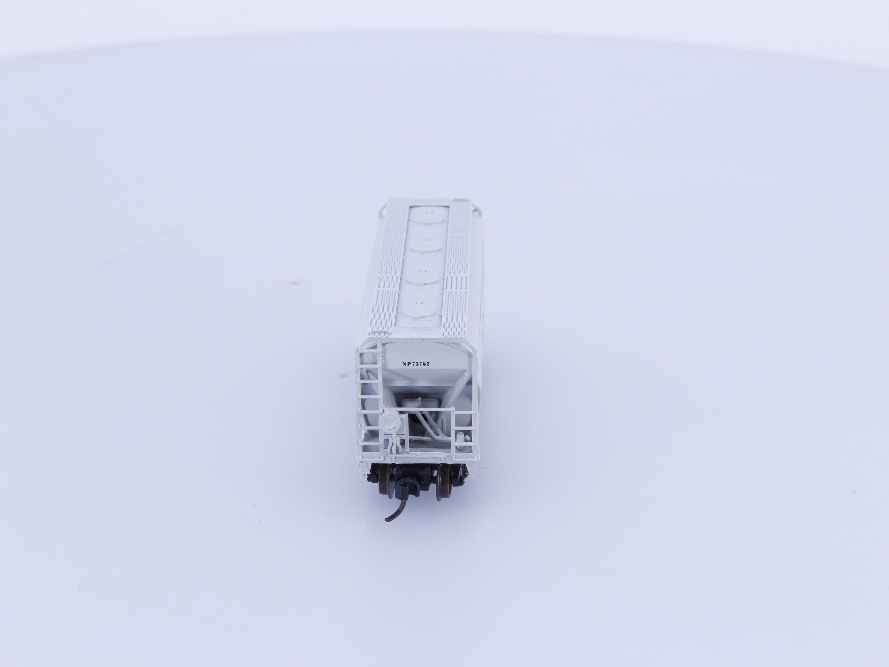 InterMountain 66513-02 N ACF Center Flow 2 Bay Hopper Northern Pacific (NP) 75762