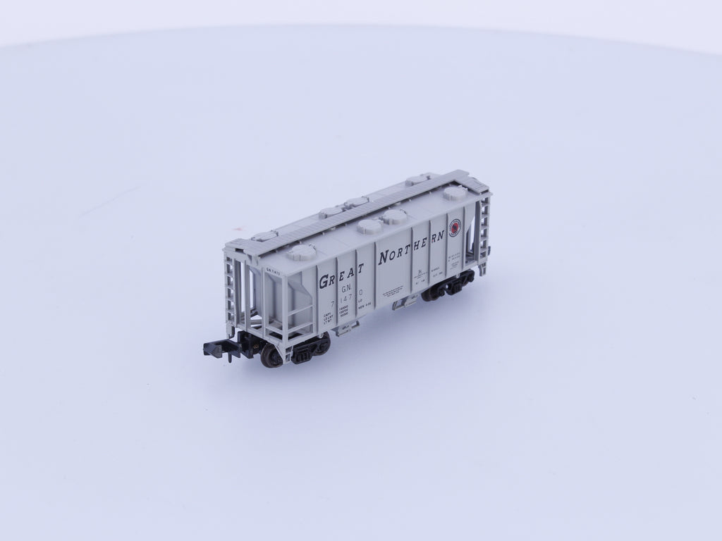 Atlas 3175 N PS-2 2 Bay Covered Hopper Car Great Northern (GN) 71470