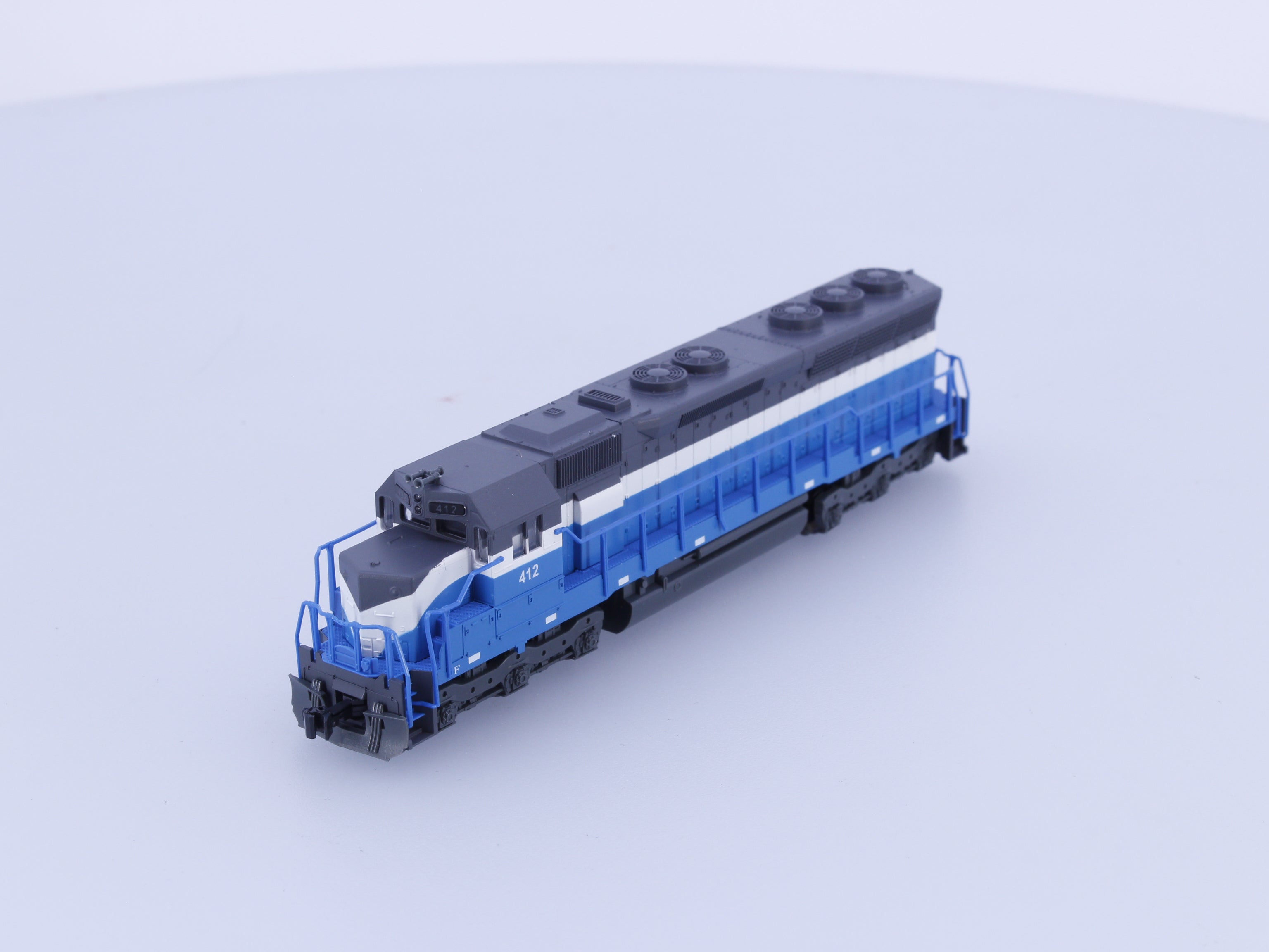 Kato 176-3125 N SD45 Diesel Locomotive Great Northern (GN) 412 Analog DC