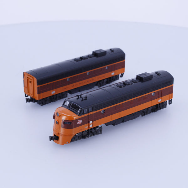 Kato 106-0430 N EMD FP7A/F7B Diesel Locomotives Set