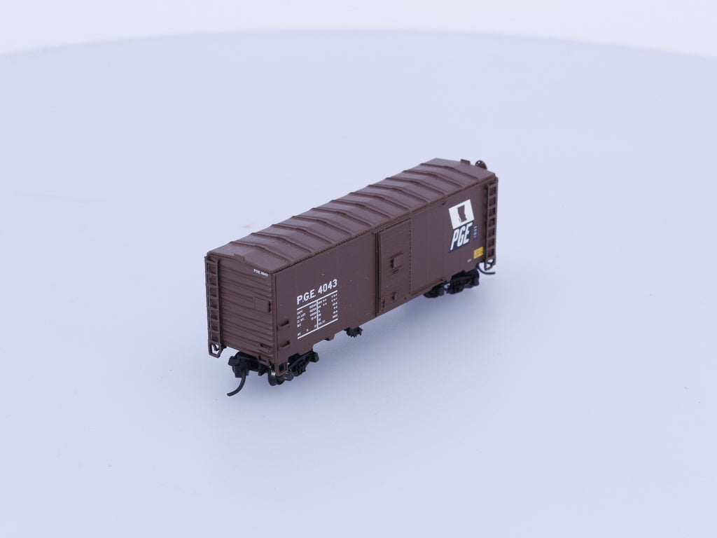 InterMountain 66808-05 N Modified AAR 40' Boxcar Pacific Great Eastern (PGE) 4043