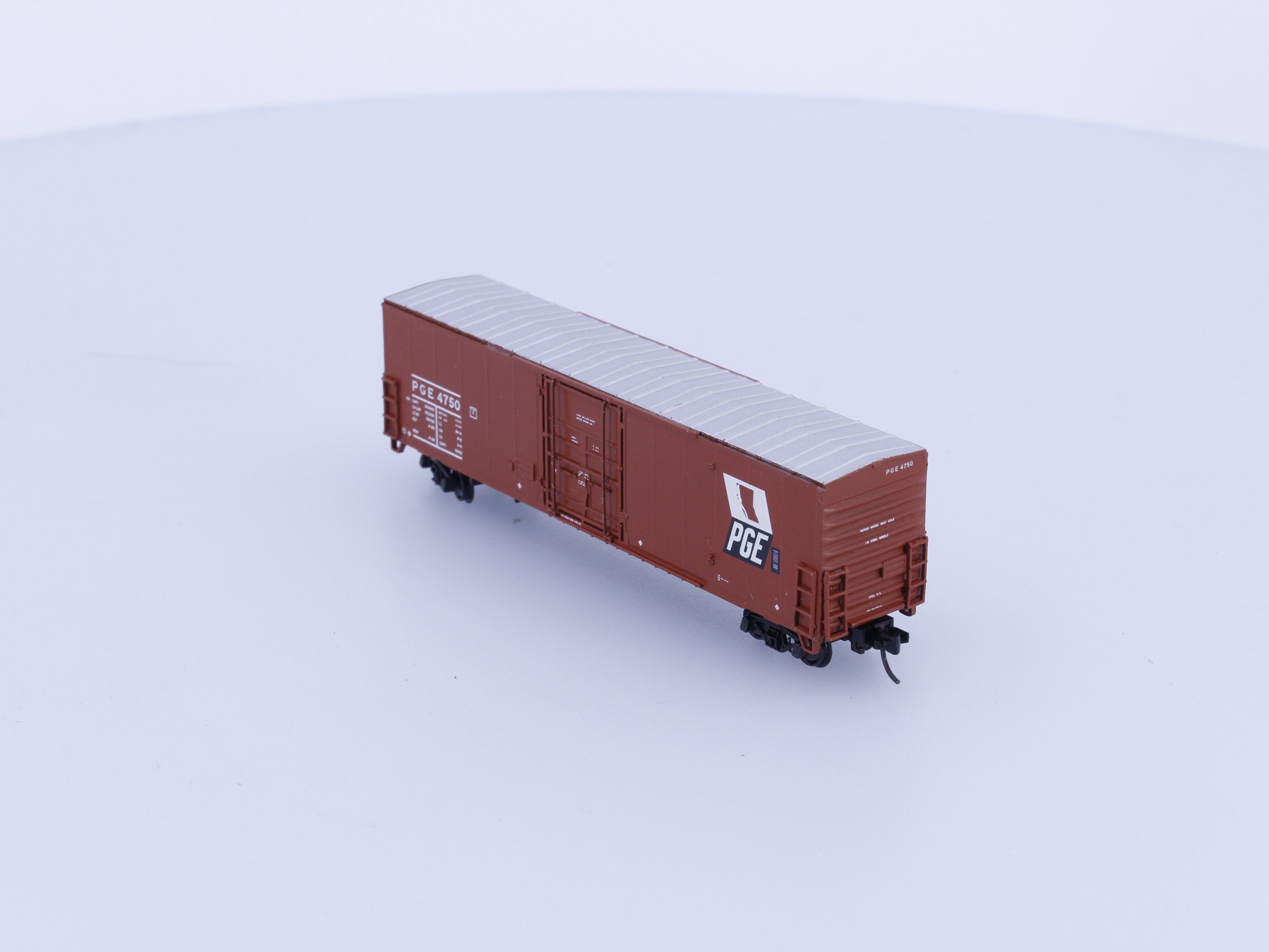 Trueline Trains TLT600076 N 50' Map Scheme Box Car Pacific Great Eastern (PGE) 4750 (#2)