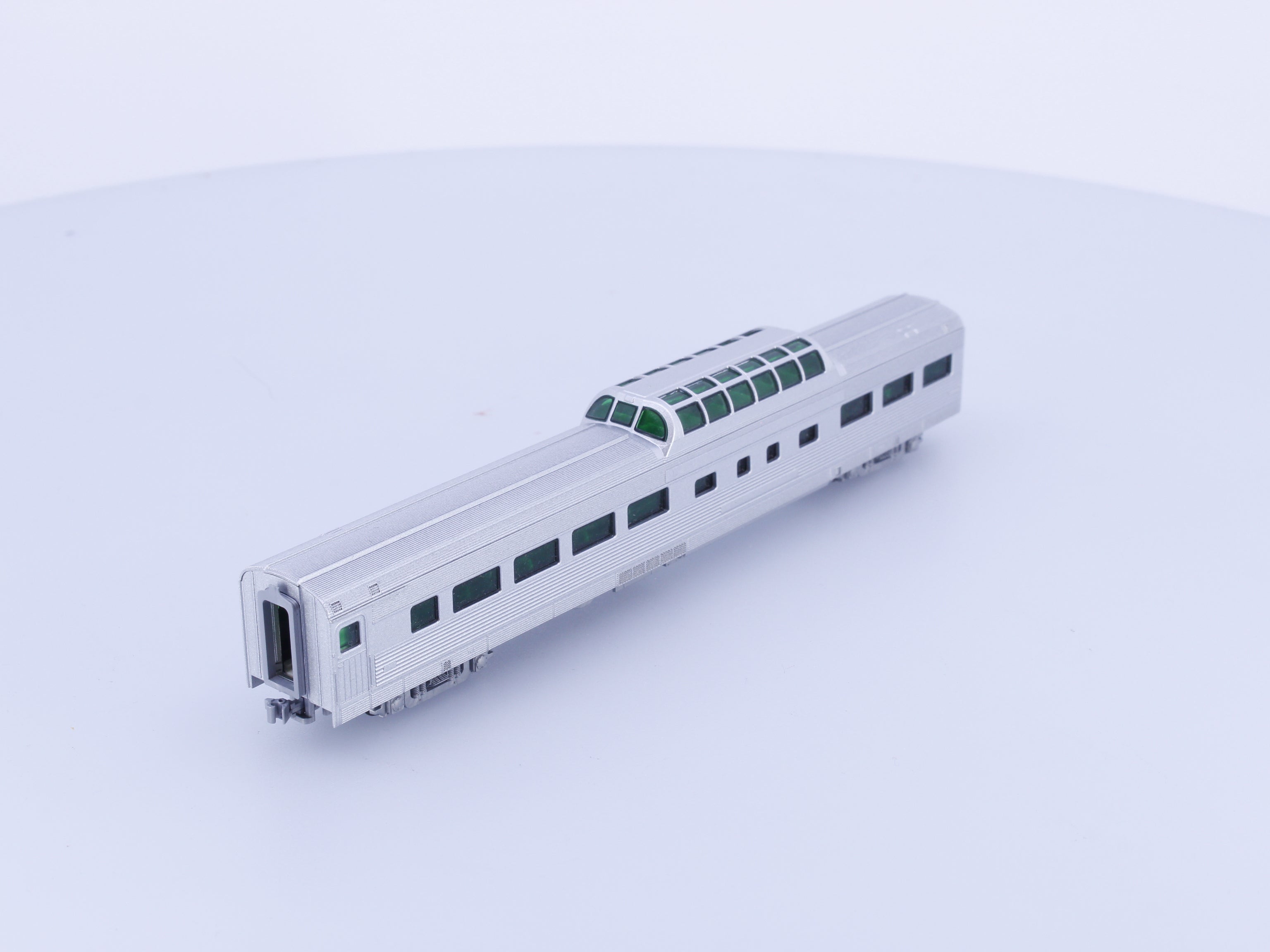 Kato PDC N Dome Passenger Car Undecorated
