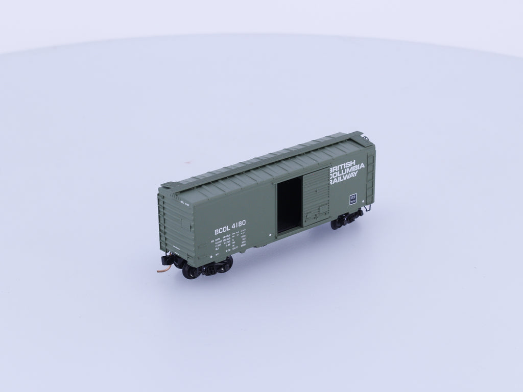 Micro Trains 20580 N Boxcar, 40', PS-1 British Columbia Railway (BCOL) 4180