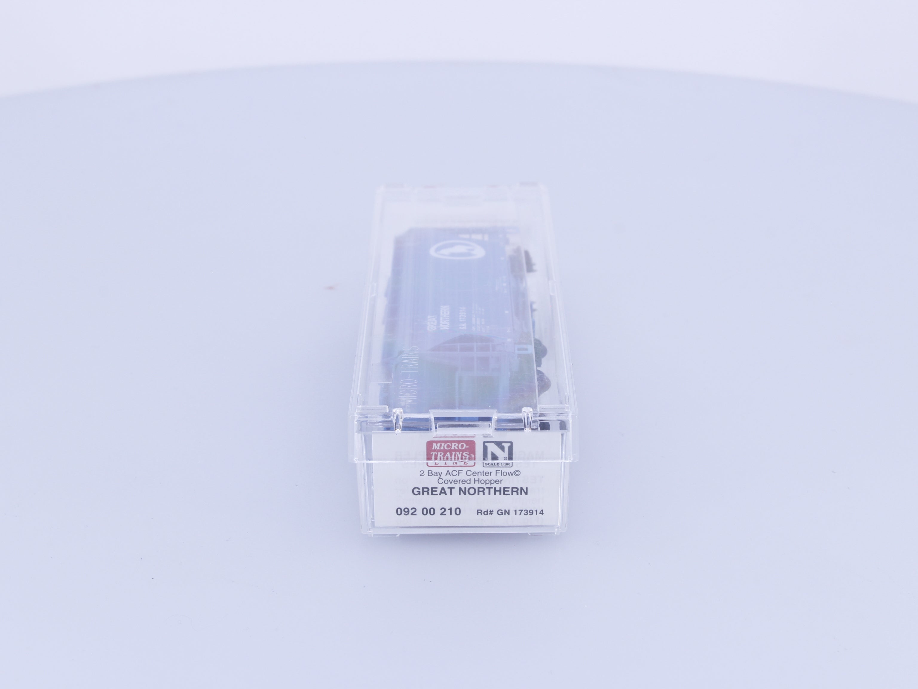 Micro Trains 09200210 N Covered Hopper, 2-Bay, ACF Centerflow Great Northern (GN) 173914