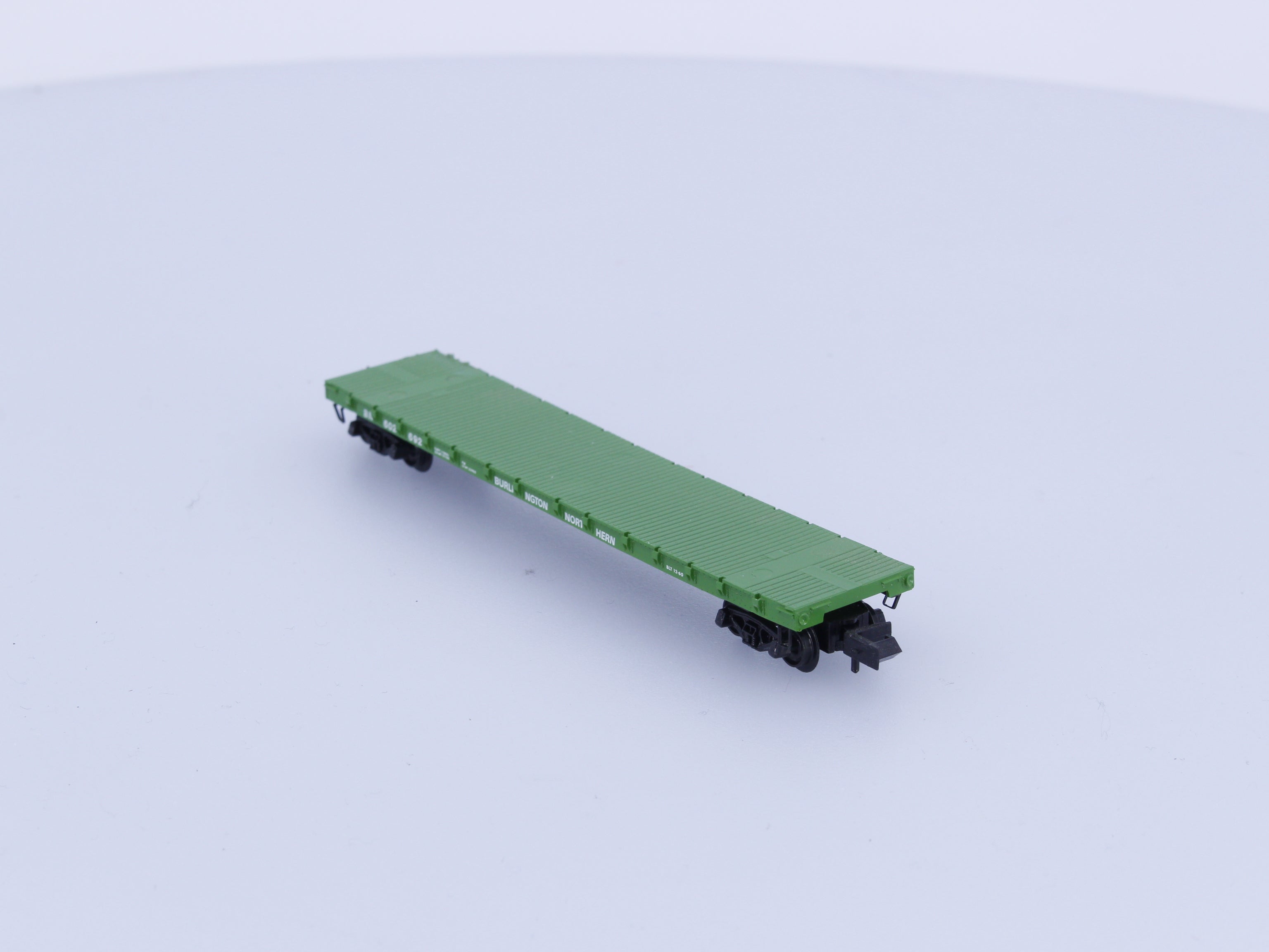Micro Trains 44070 N Flatcar, 50' Burlington Northern (BN) 602692 (#2)