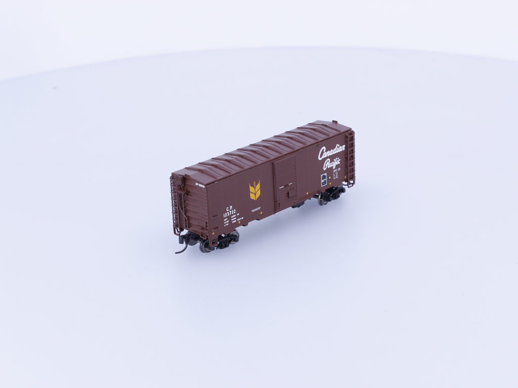 InterMountain 66812-12 N AAR 40' Box Car Canadian Pacific (CP) 123722