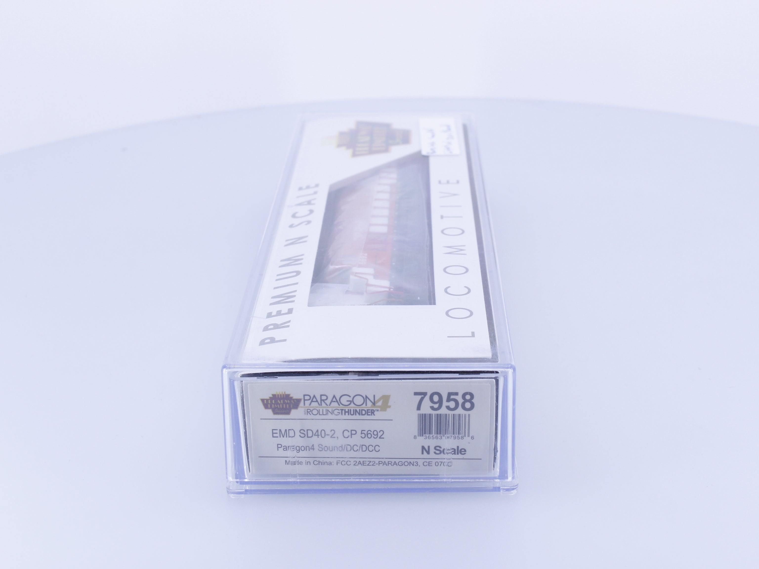 Broadway Limited Imports 7958 N EMD SD40-2 Diesel Locomotive Canadian Pacific (CP) 5692 DCC & Sound