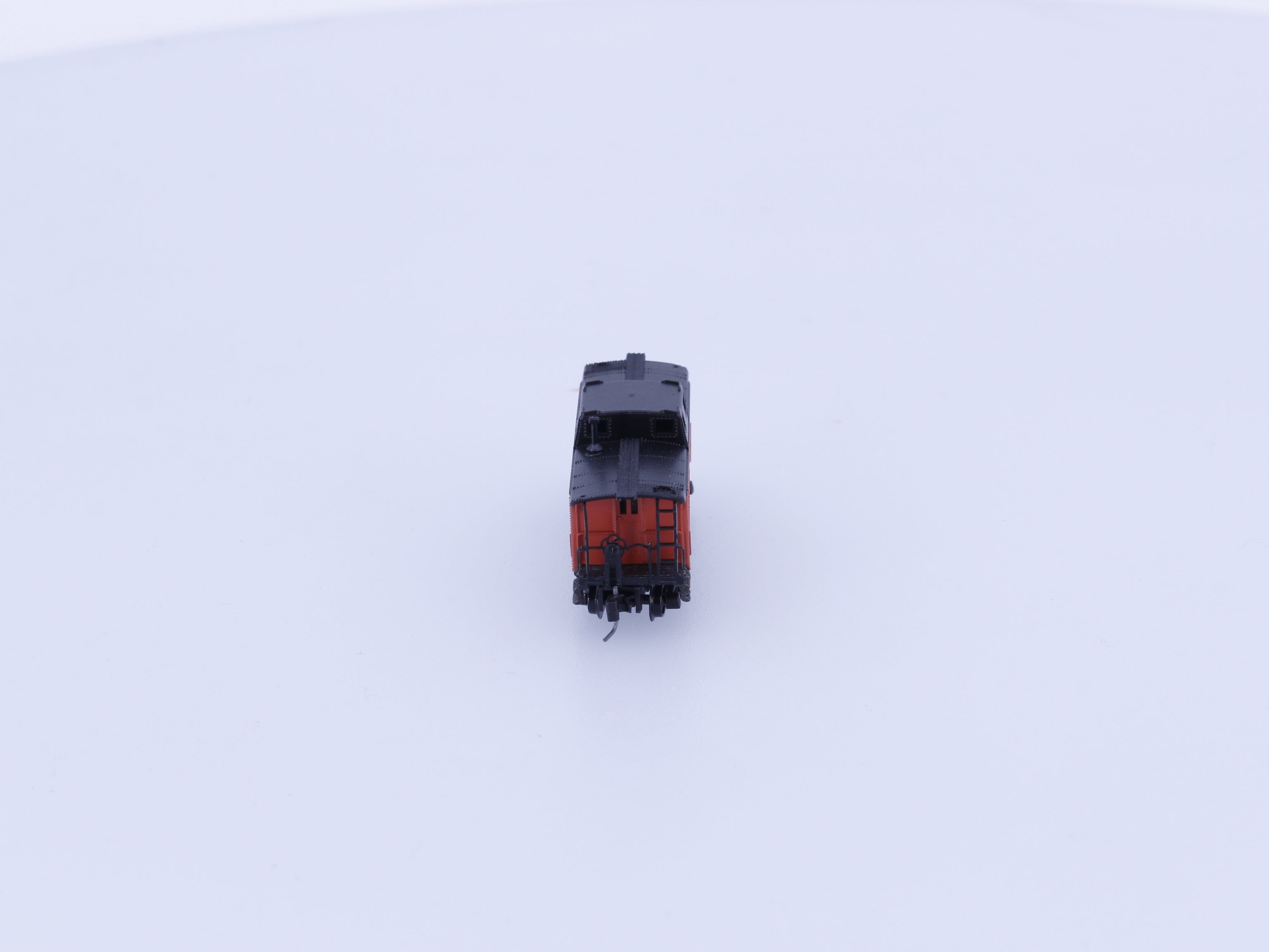 Micro Trains 535 00 320 Z Centre Cupola Caboose Canadian National (CN) 79290 (#2)