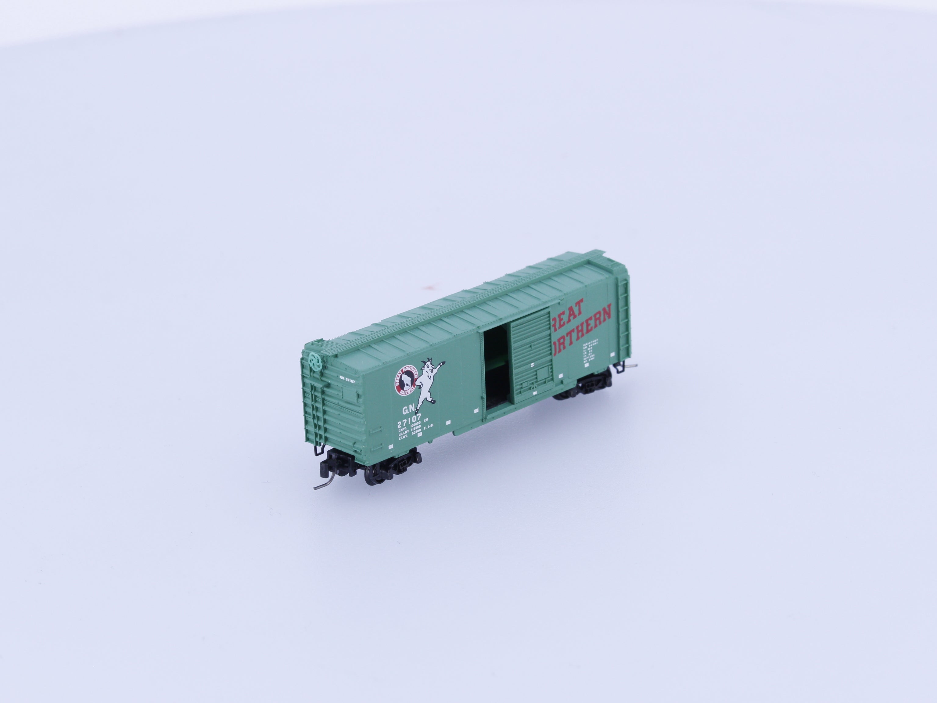 Micro Trains 500 00 441 Z 40' Standard Box Car Single Door Great Northern (GN) 27107 (#2)